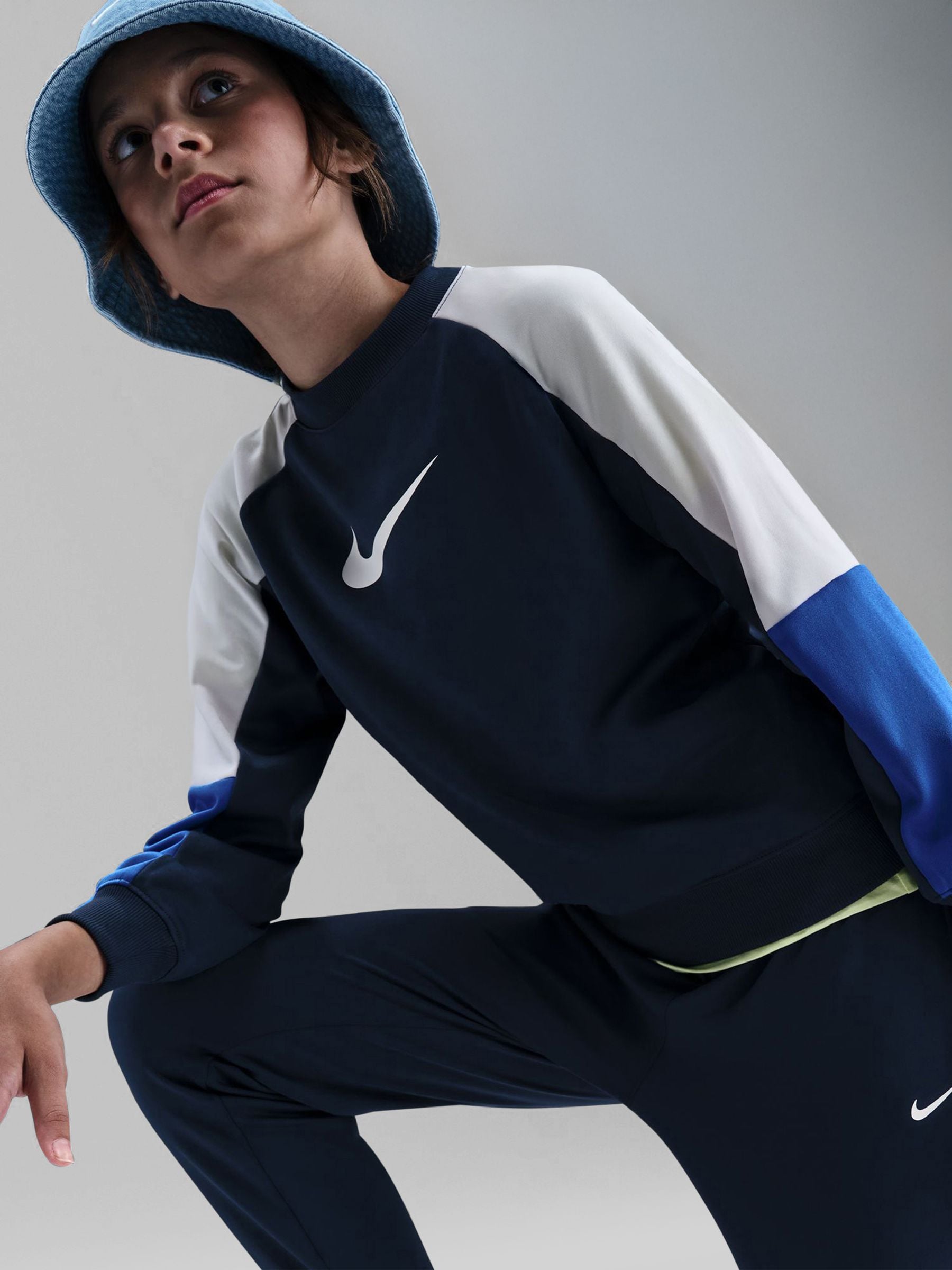 Dsiney Kidz - Nike Midnight Navy Dri-FIT Poly Crew Tracksuit image 5