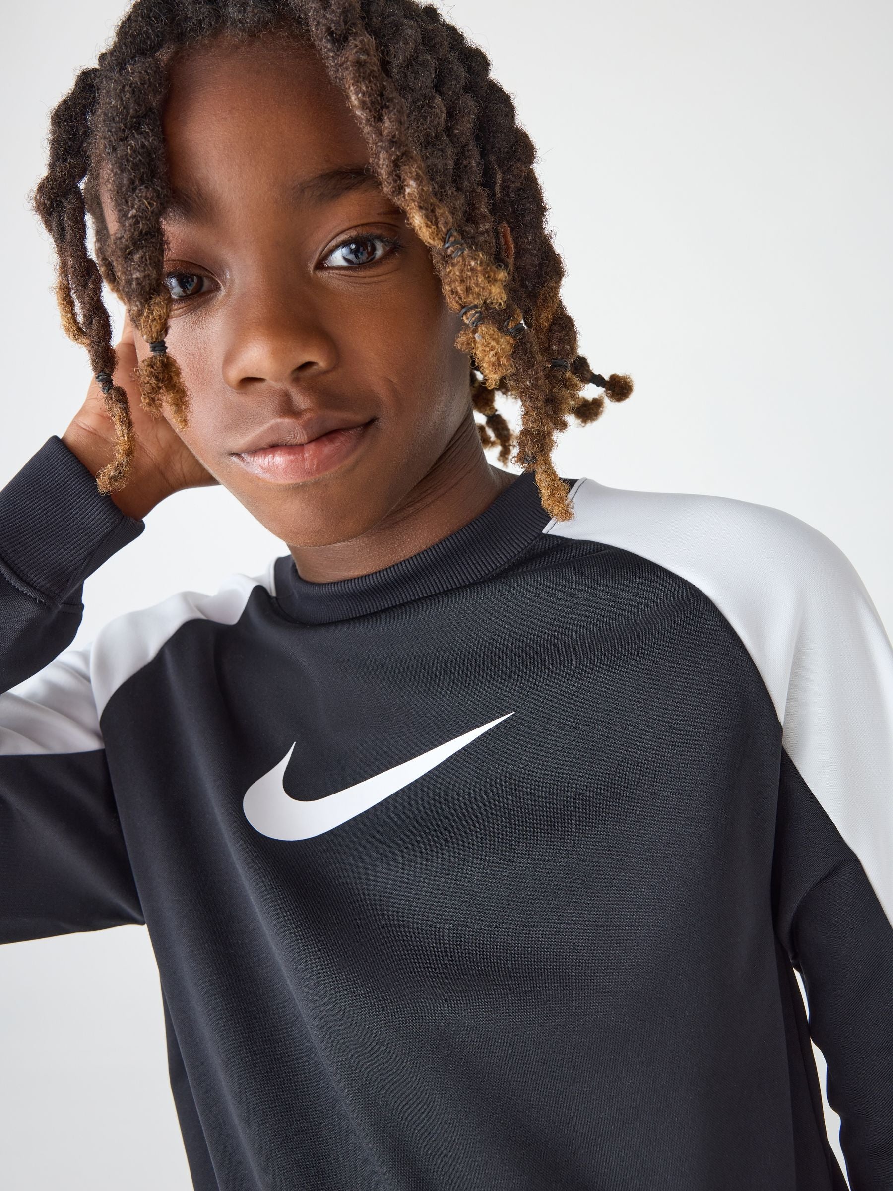 Dsiney Kidz - Nike Black Dri-FIT Poly Crew Tracksuit image 4