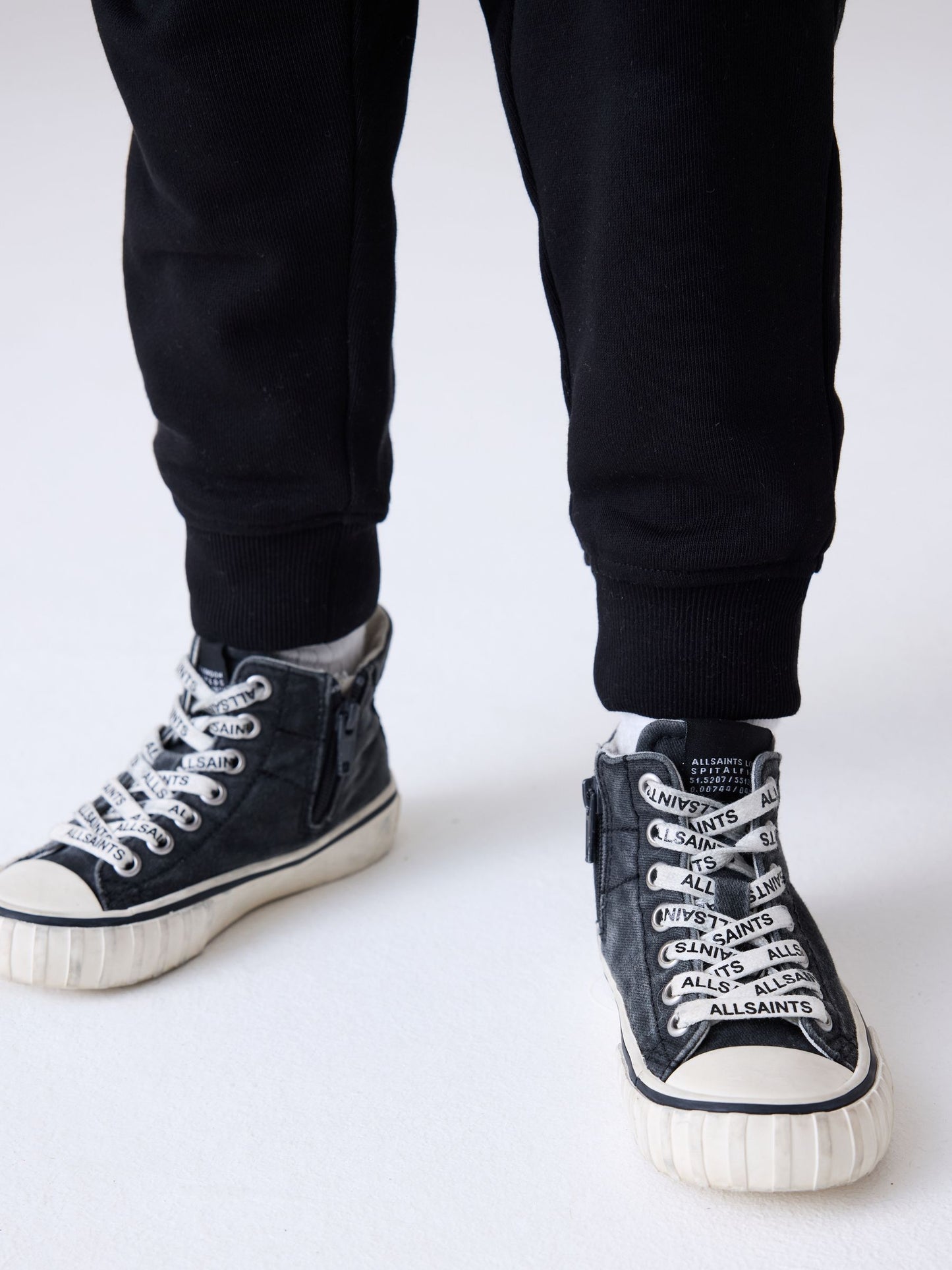 Dsiney Kidz - smALLSAINTS Black Underground Oversized Sweatshirt and Joggers Set image 4