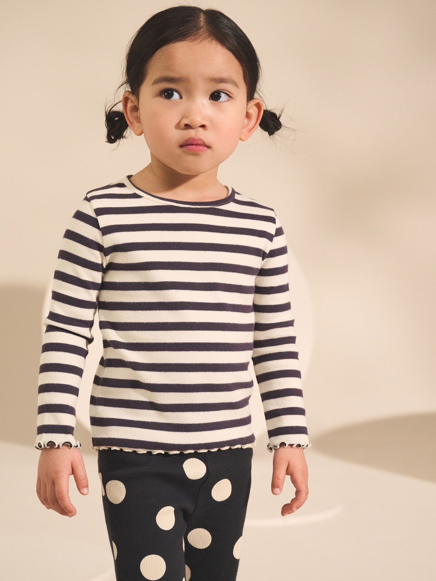 Dsiney Kidz - Black/White Long Sleeve Ribbed Tops 5 Pack (3mths-7yrs) image 2