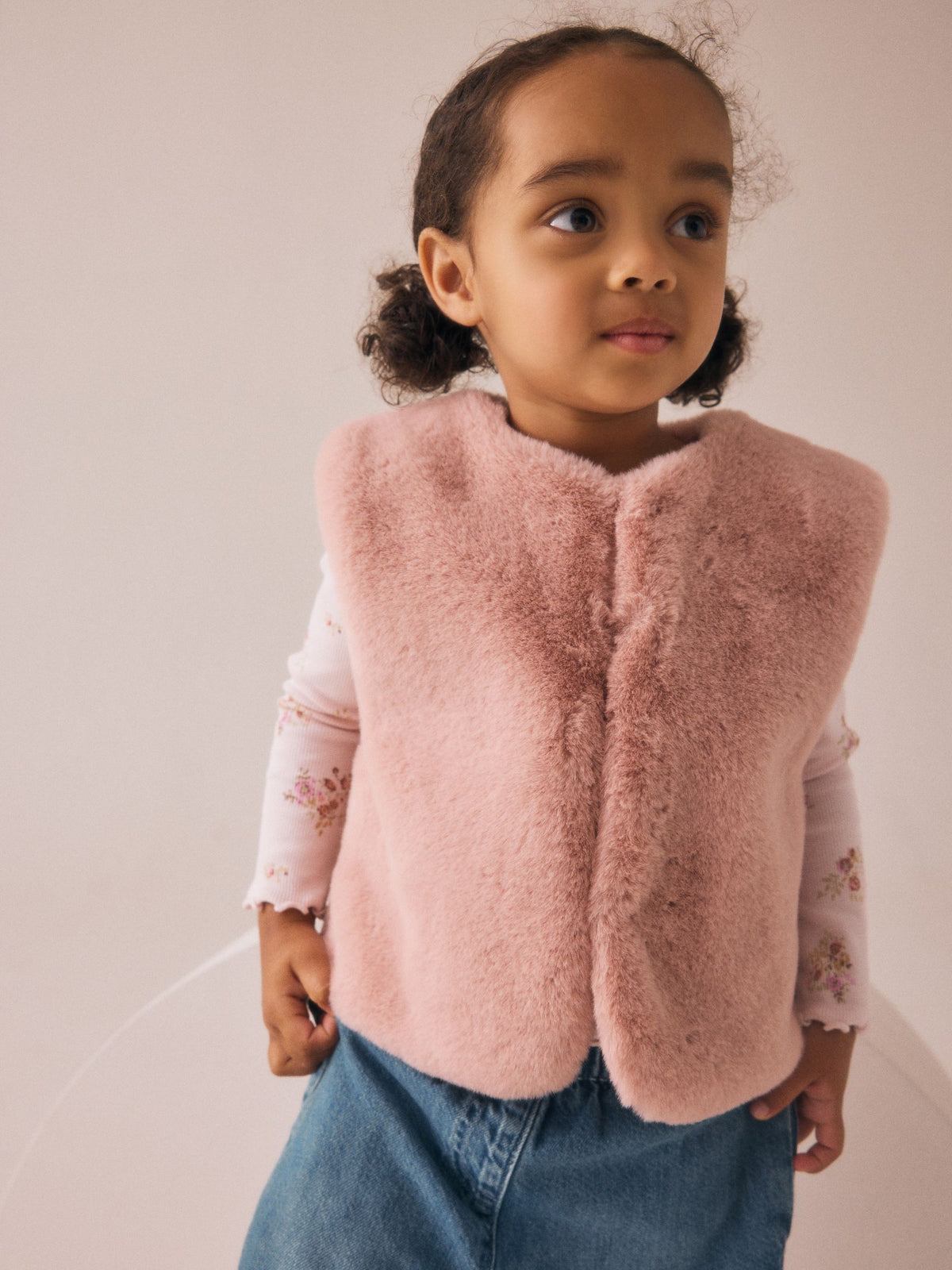 Dsiney Kidz - Pink Faux Fur Gilet (3mths-7yrs) image 3