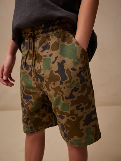 Camouflage Sleeveless Hoodie And Short Graphic Set