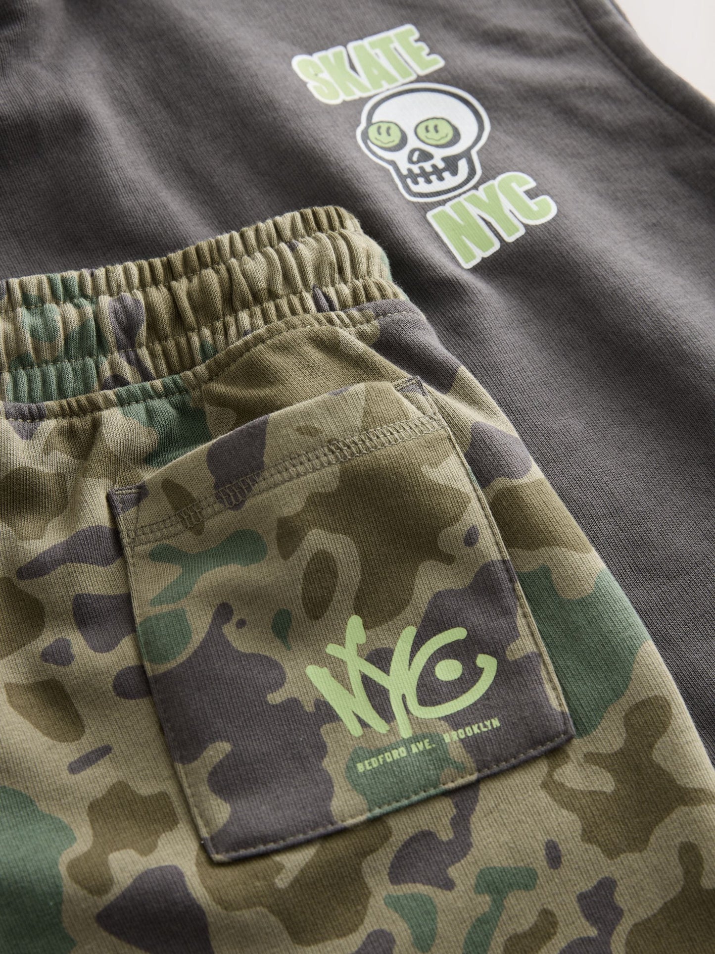 Camouflage Sleeveless Hoodie And Short Graphic Set