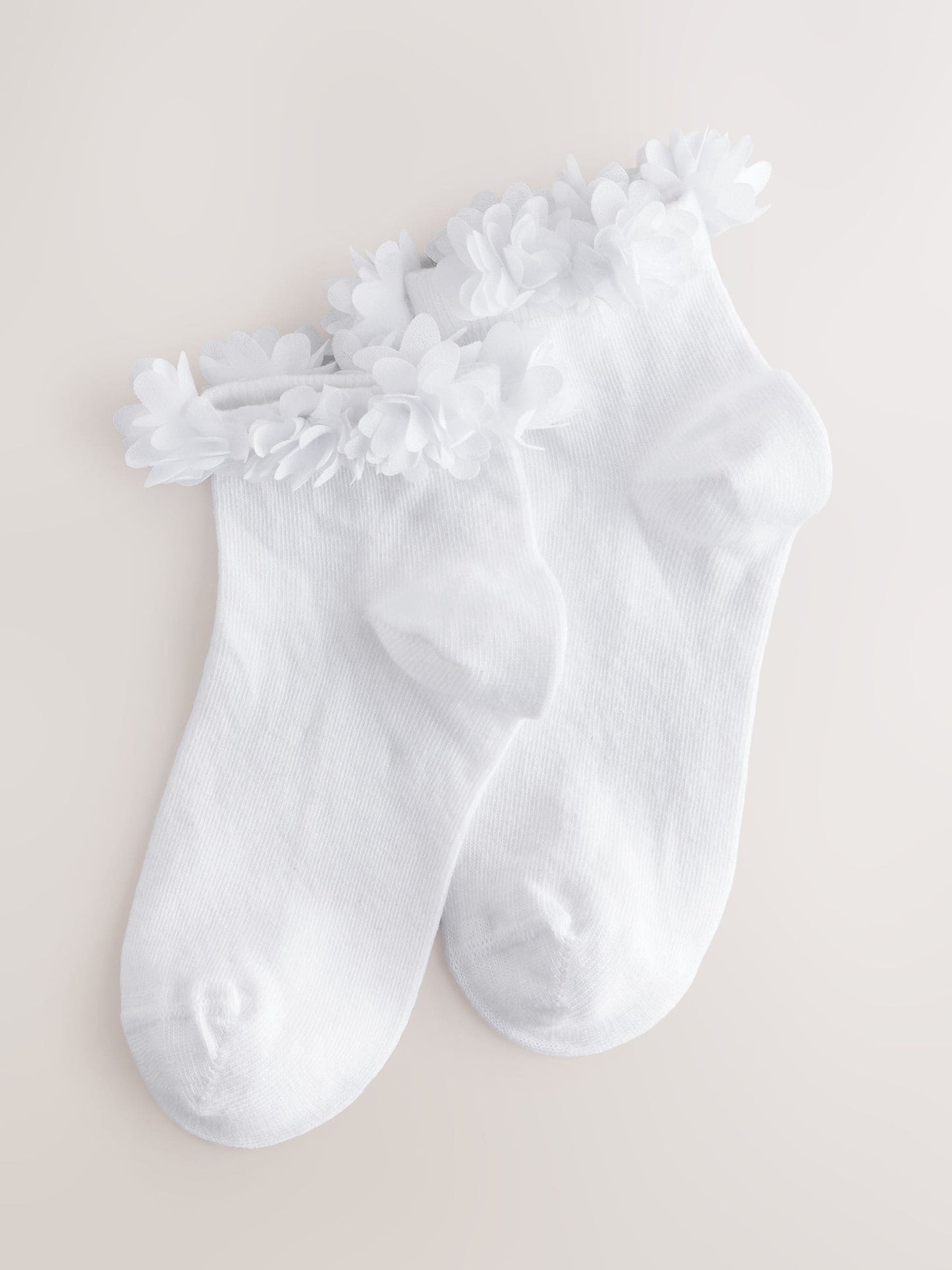 White 2 Pack Cotton Rich Bridesmaid Ankle Socks image 1