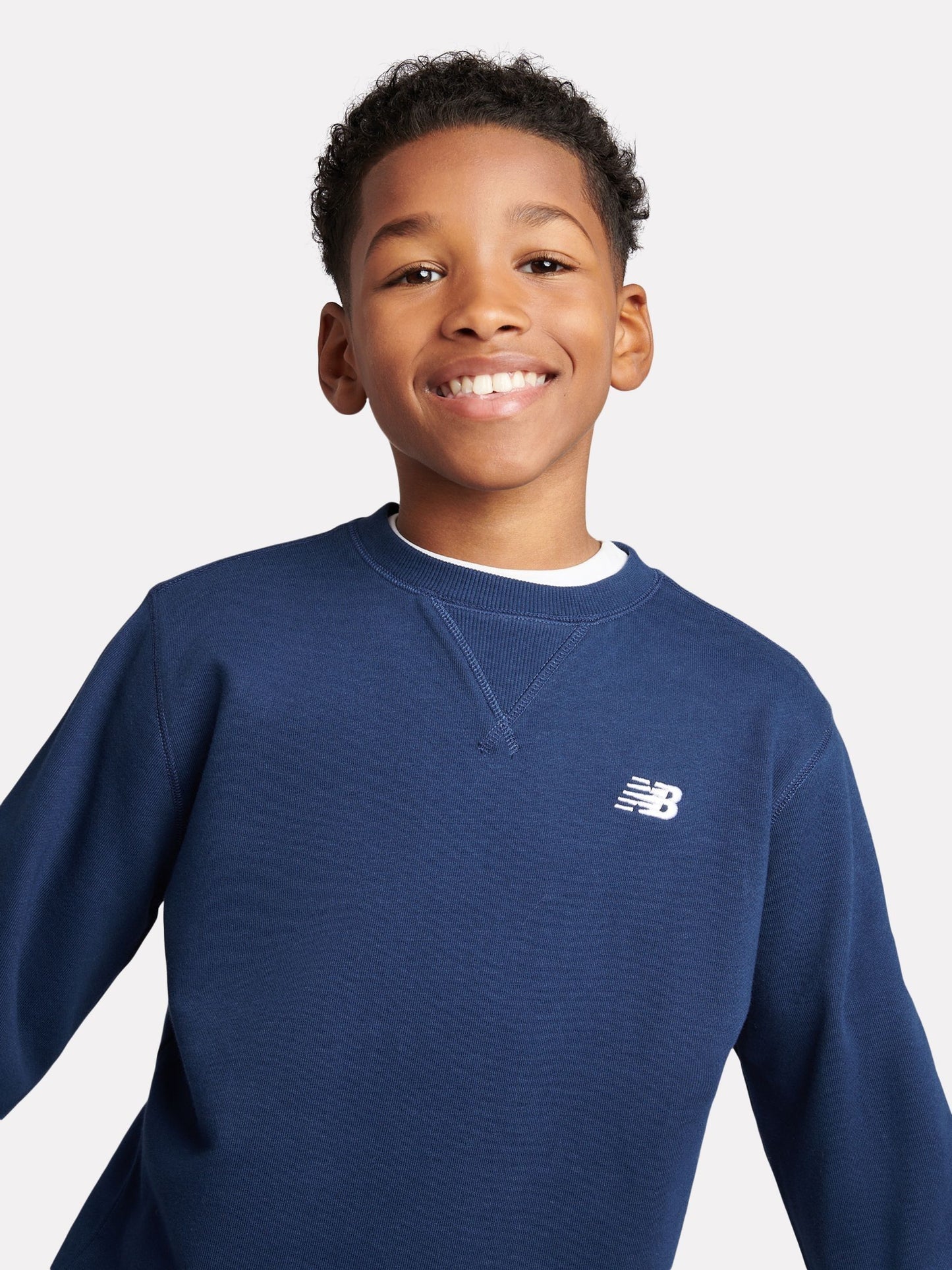 Dsiney Kidz - New Balance Navy Blue French Terry Small Logo Crew Neck Sweatshirt image 4