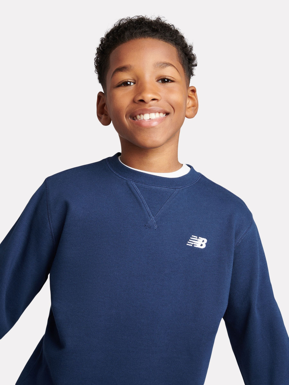 Dsiney Kidz - New Balance Navy Blue French Terry Small Logo Crew Neck Sweatshirt image 4