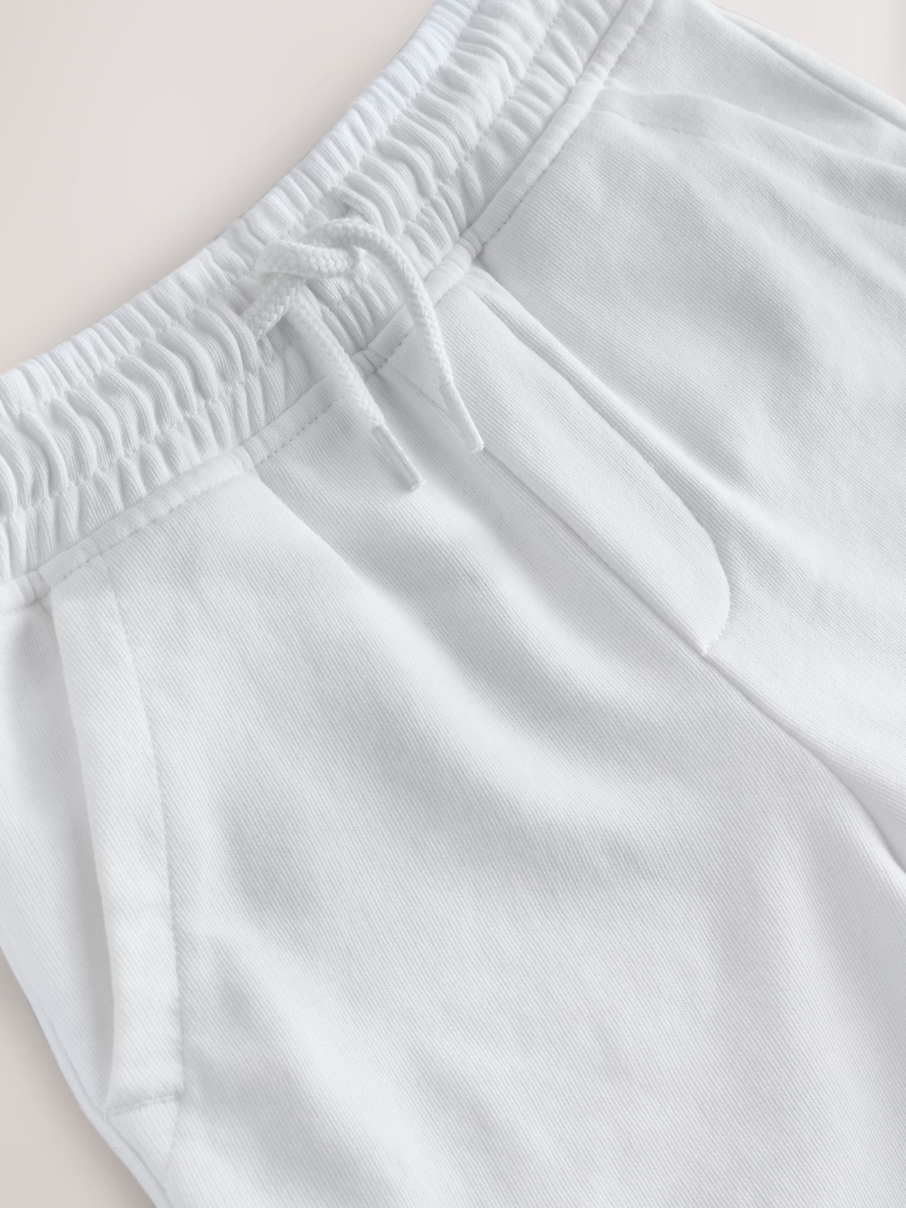 Dsiney Kidz - White Regular Fit Basic Shorts (3-16yrs) image 3