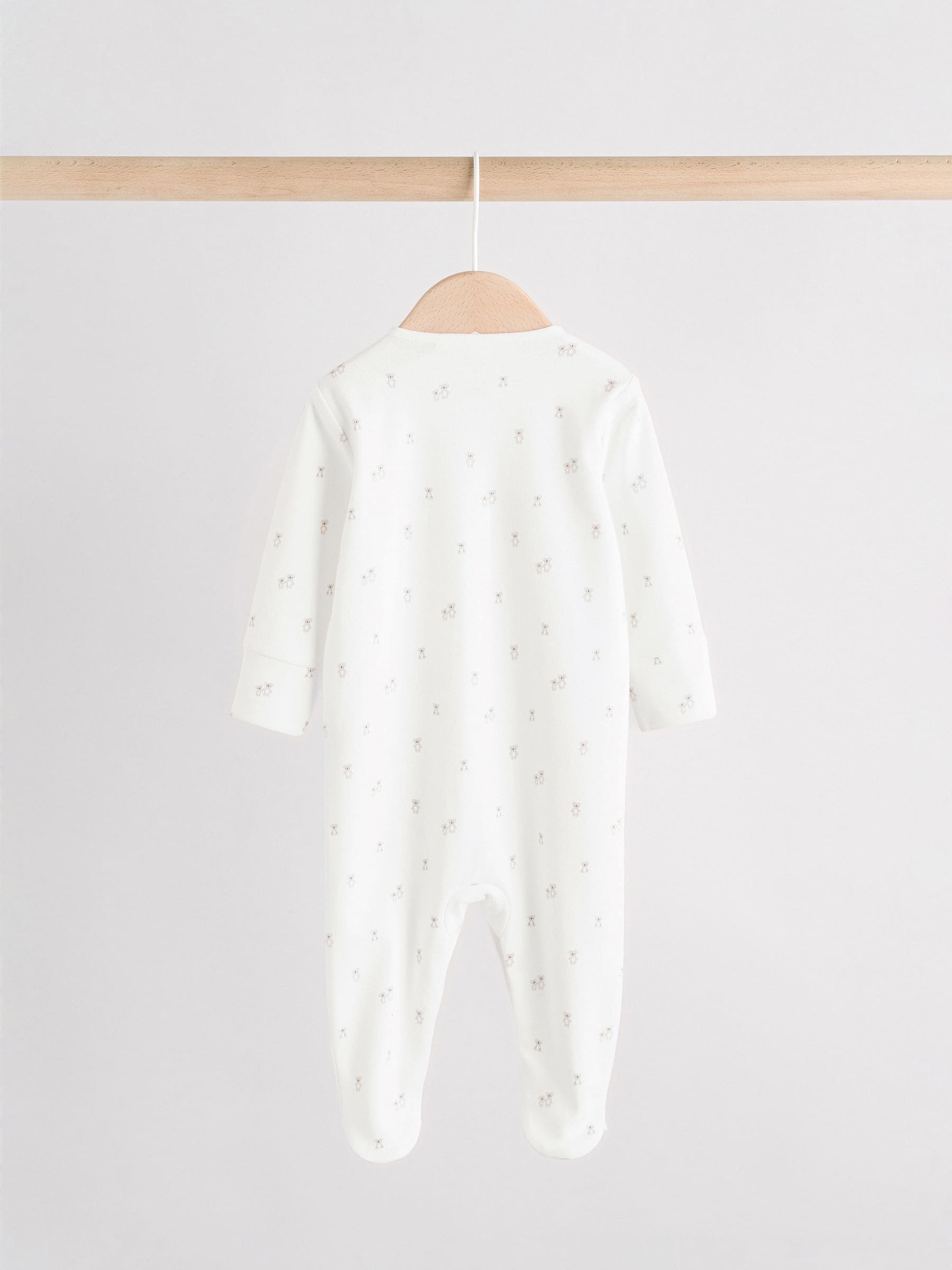 White Baby Sleepsuit, Bodysuit, Beanie and Bib Set 4 Piece (0-9mths) image 5