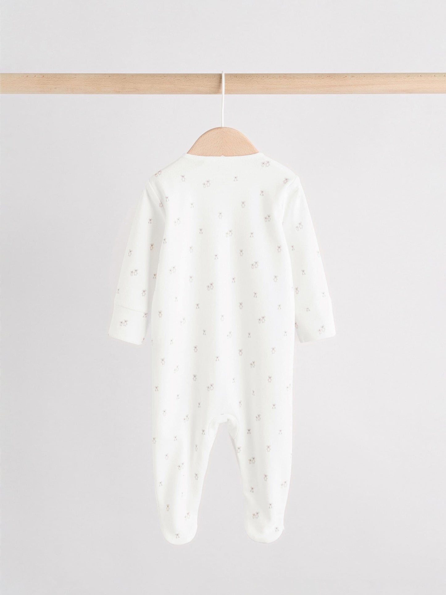 White Baby Sleepsuit, Bodysuit, Beanie and Bib Set 4 Piece (0-9mths) image 5