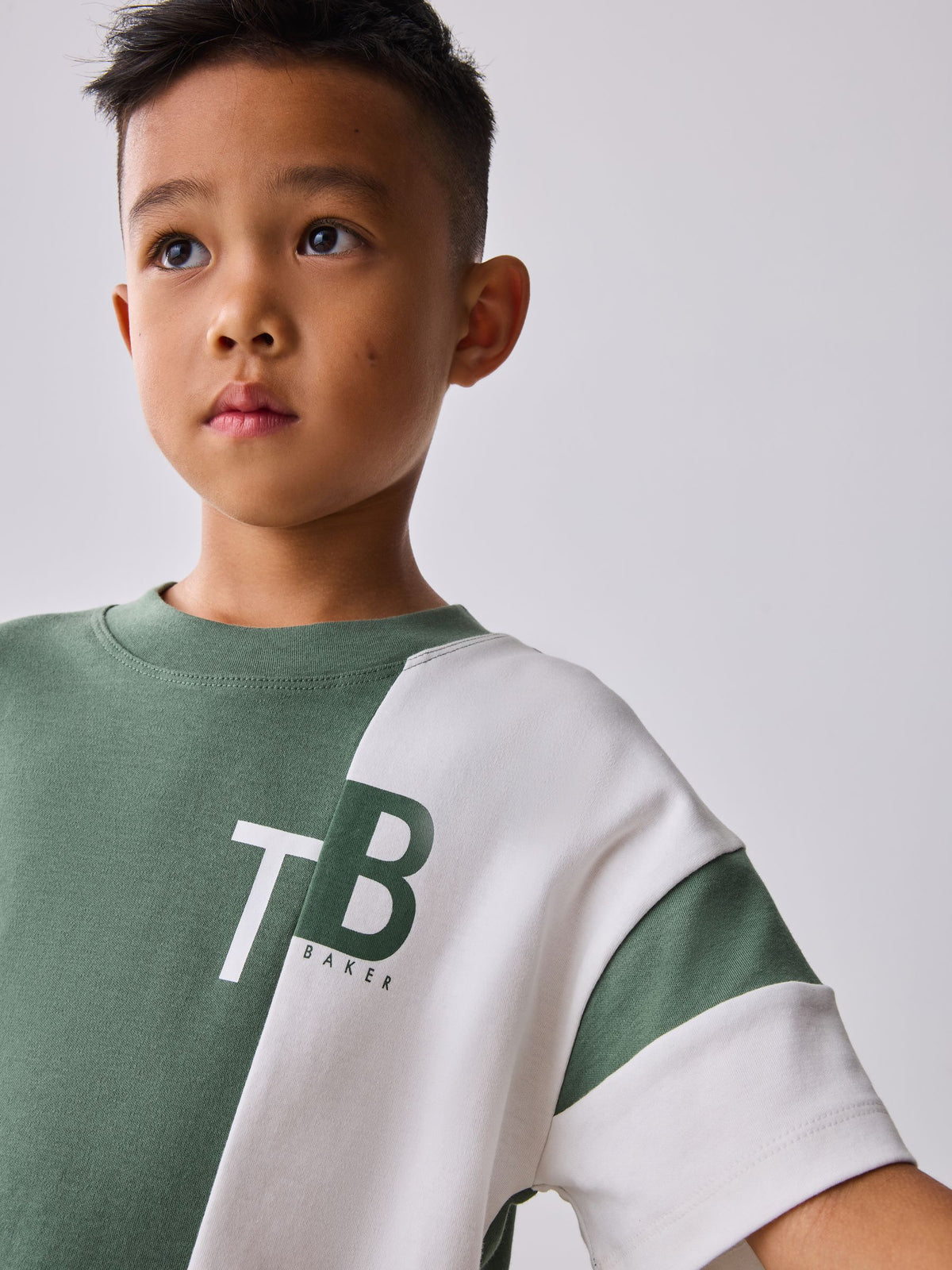 Dsiney Kidz - Baker by Ted Baker Colourblock Varsity T-Shirt and Shorts Set image 6