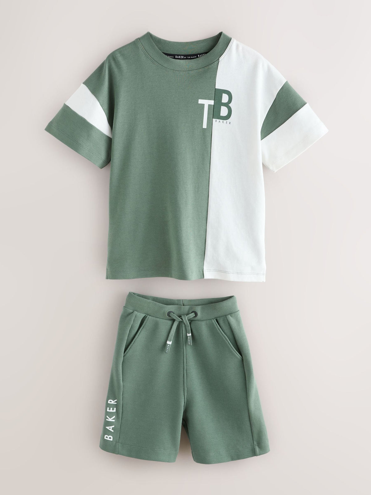 Dsiney Kidz - Baker by Ted Baker Colourblock Varsity T-Shirt and Shorts Set image 7