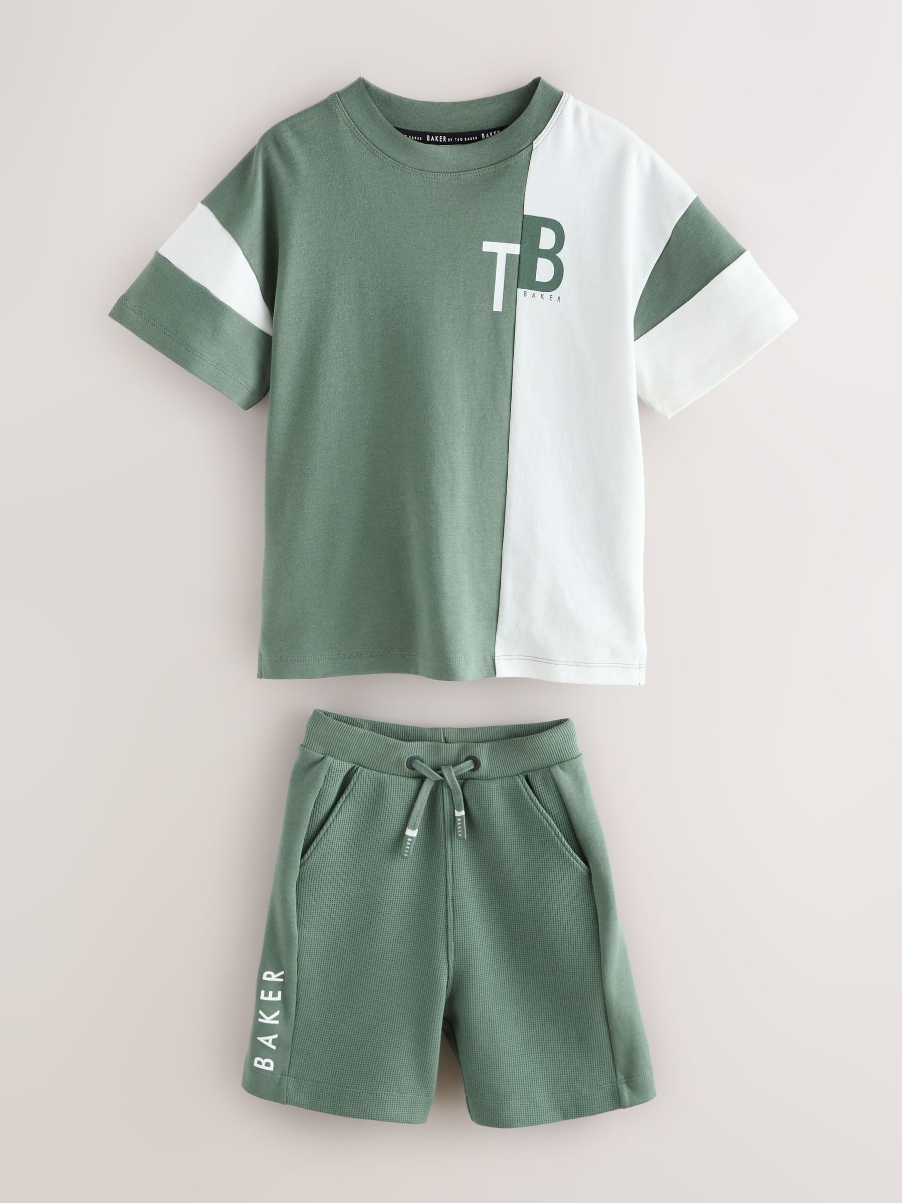 Dsiney Kidz - Baker by Ted Baker Colourblock Varsity T-Shirt and Shorts Set image 7