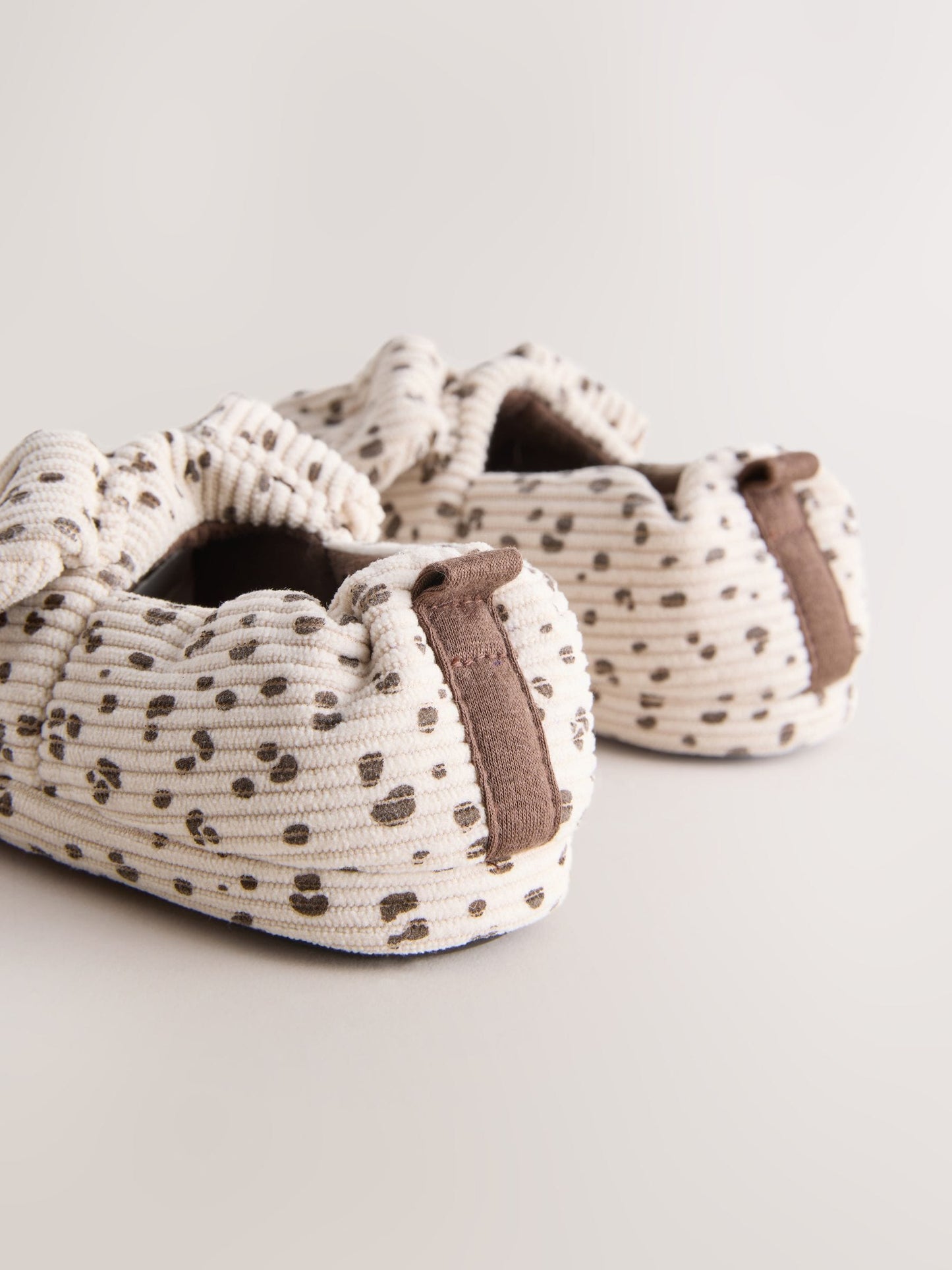 Neutral Dog Character Slippers image 4