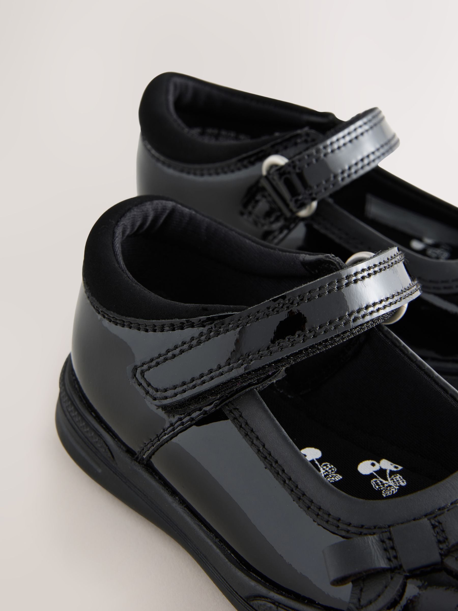 Black Patent Leather Standard Fit (F) Bow Mary Jane School Shoes image 4