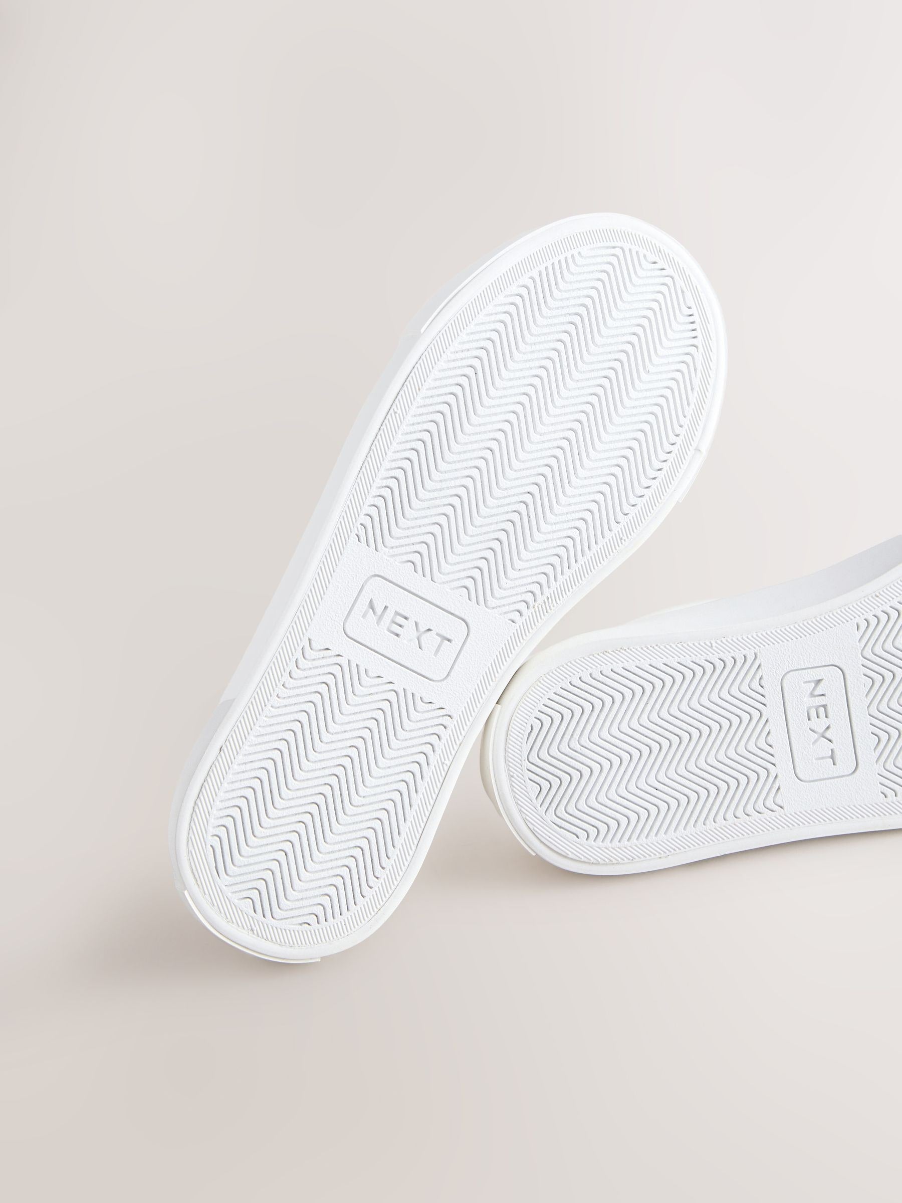 White Wide Fit (G) Lace-Up Smart Trainers image 5