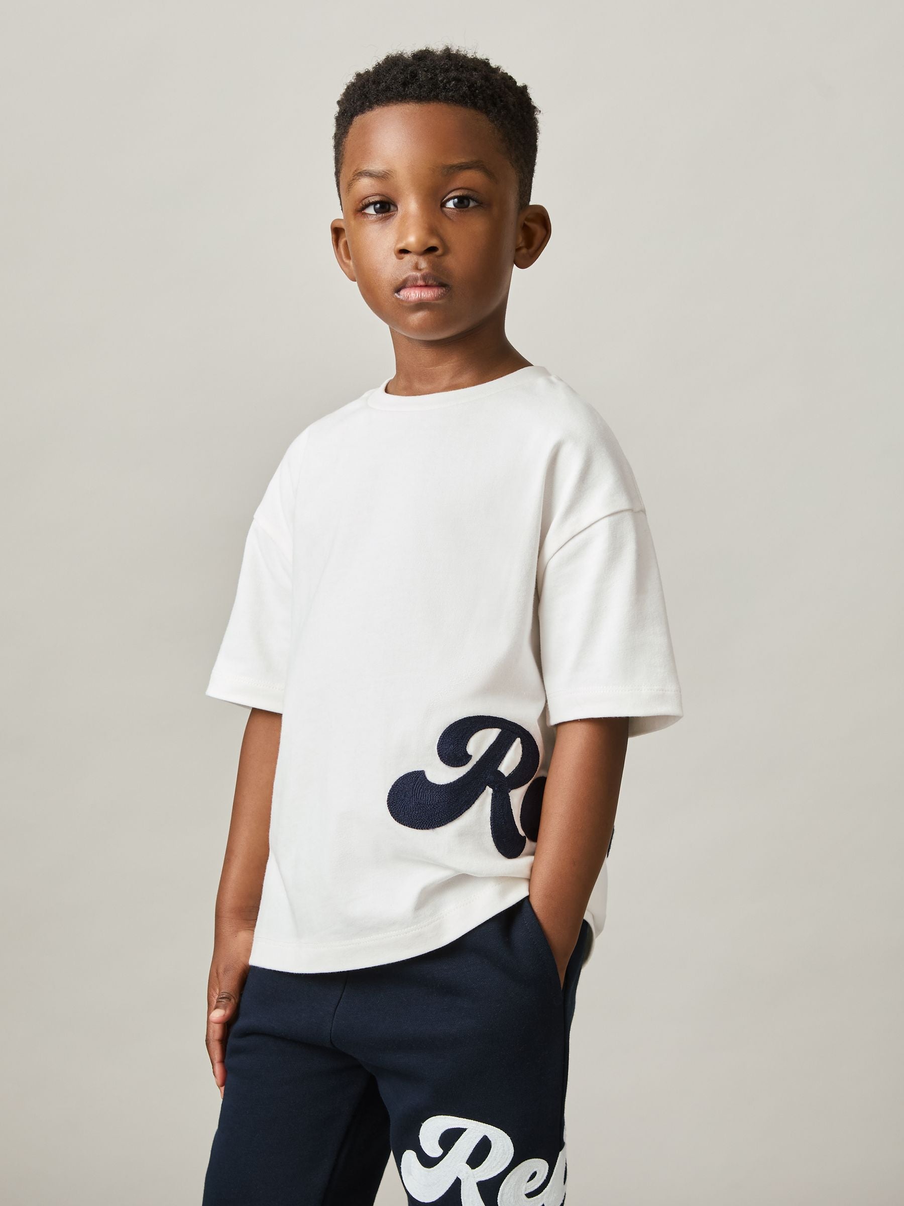 Dsiney Kidz - Reiss White Freddie 9-13 yrs Cotton Script-Logo Oversized T-Shirt image 1