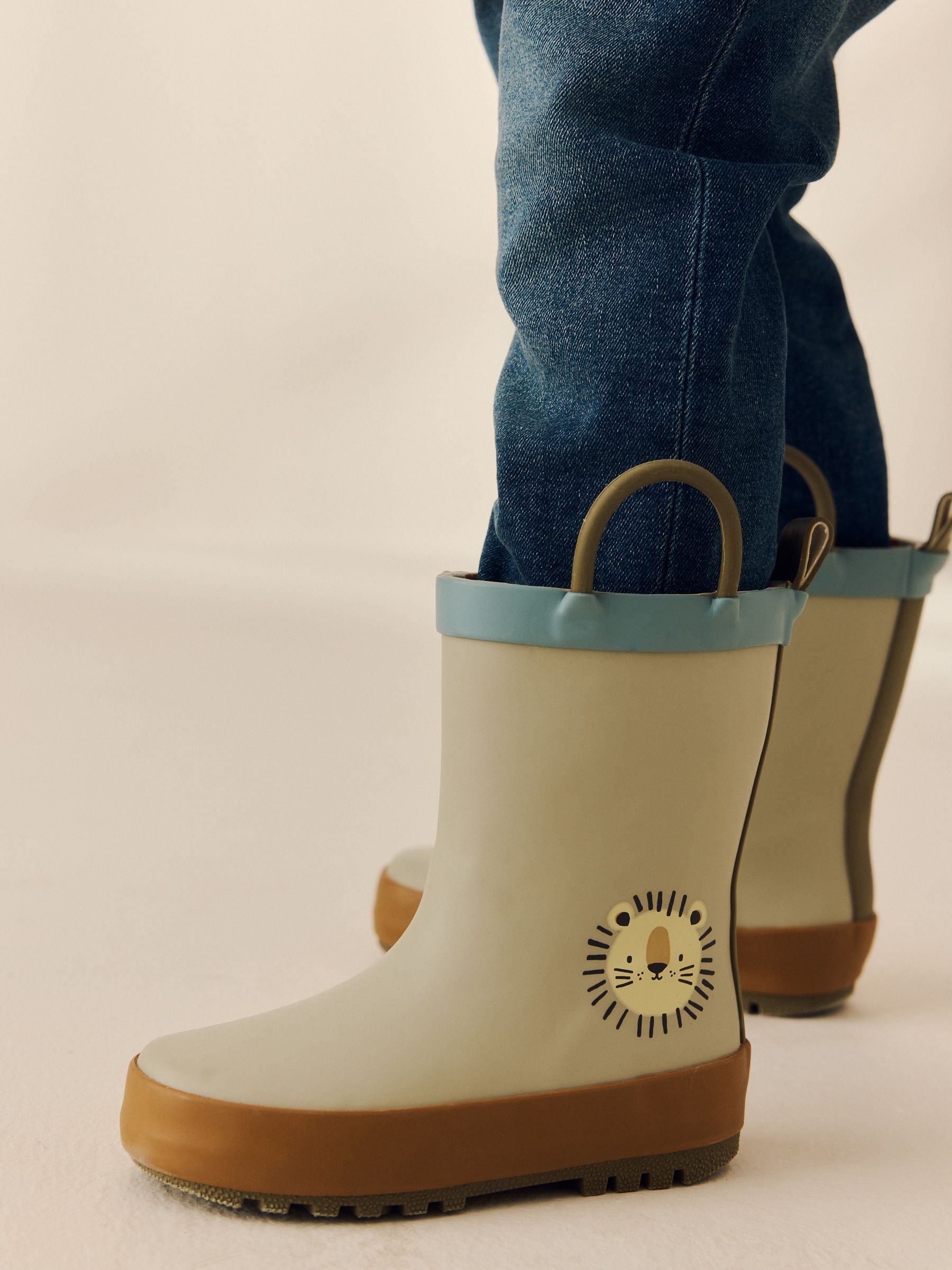 Neutral Lion Handle Pull On Wellies image 1
