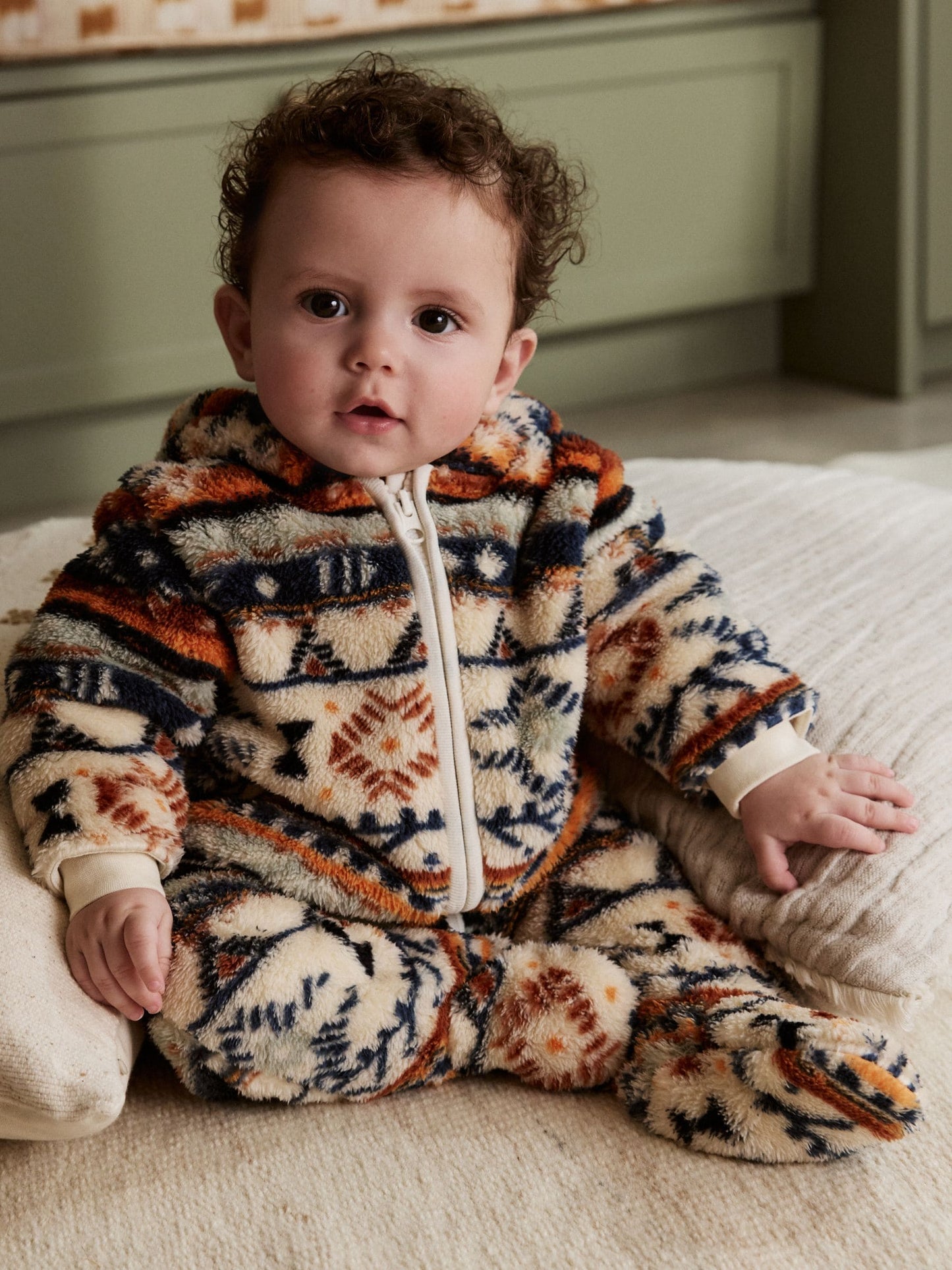 White Fairisle Pattern Zip Through Fleece Baby Pramsuit (0mths-2yrs)