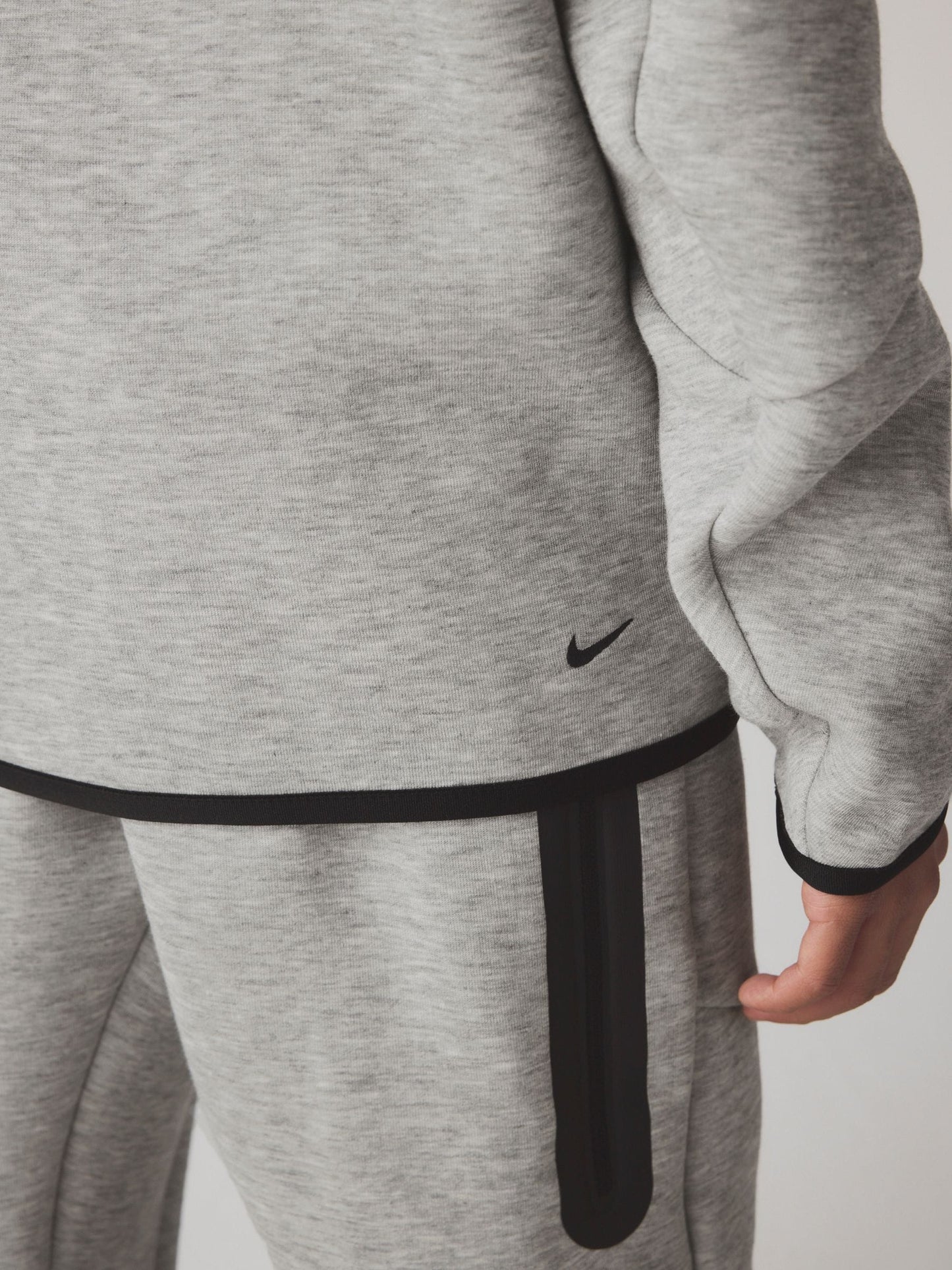 Dsiney Kidz - Nike Dark Grey Heather Tech Fleece Zip Through Hoodie image 4