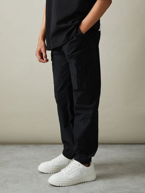 Reiss Black Lucian 9-14 yrs Technical Drawstring Cuffed Cargo Trousers image 1