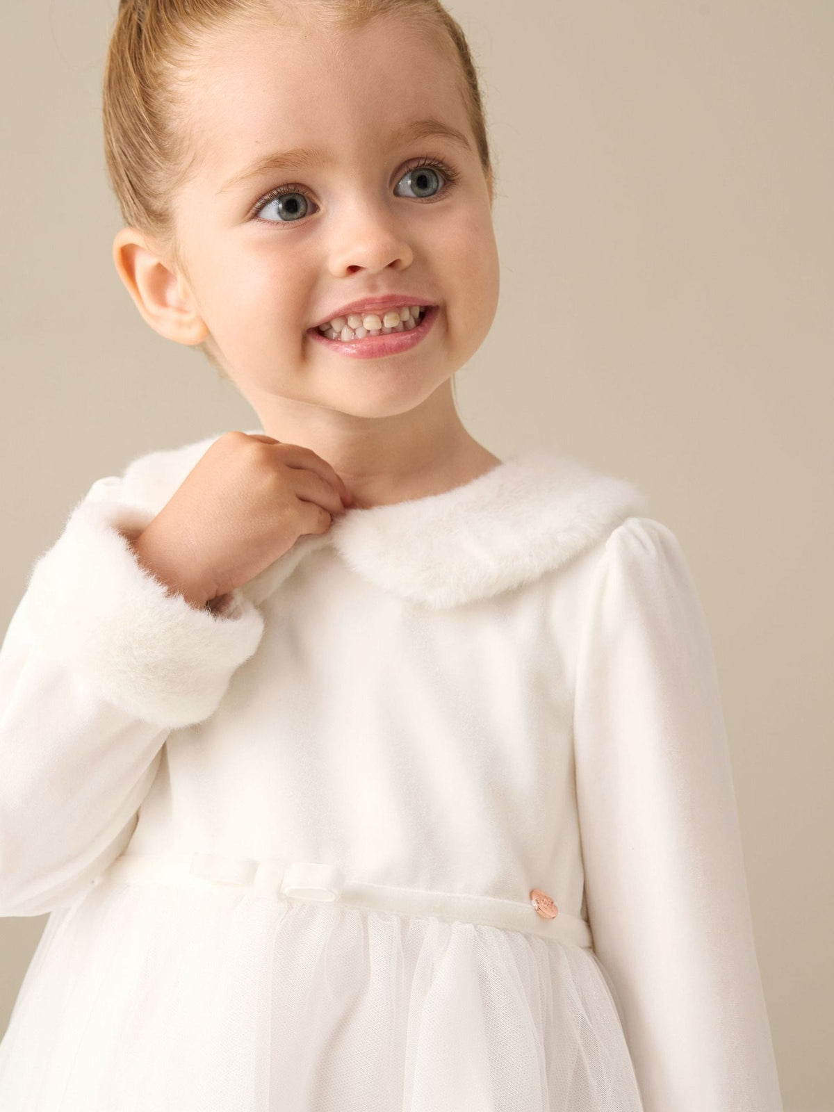 Dsiney Kidz - Angel & Rocket Cream Gabrielle Fur Collar Mesh Dress image 3