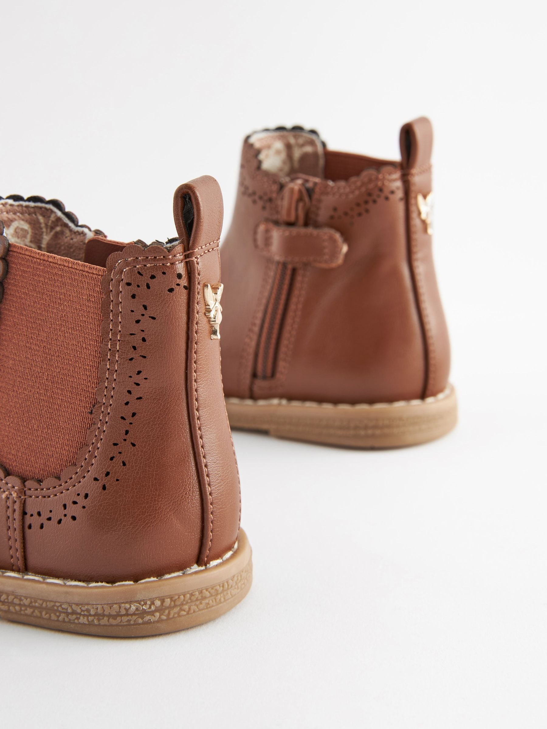 Tan Brown Standard Fit (F) Chelsea Ankle Boots image 5