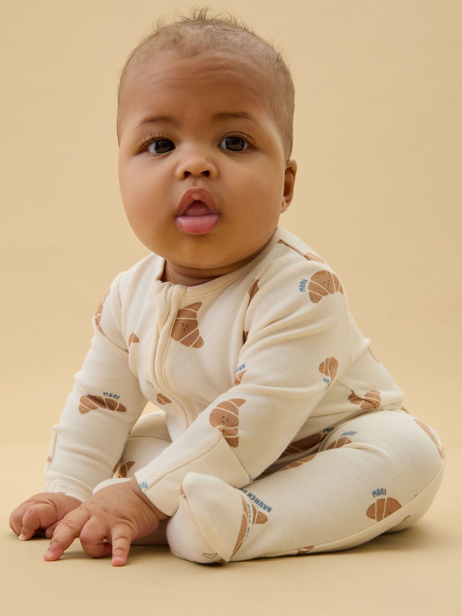 MORI Cream Brunch Club Supersoft Two Way Zip Up Sleepsuit image 2