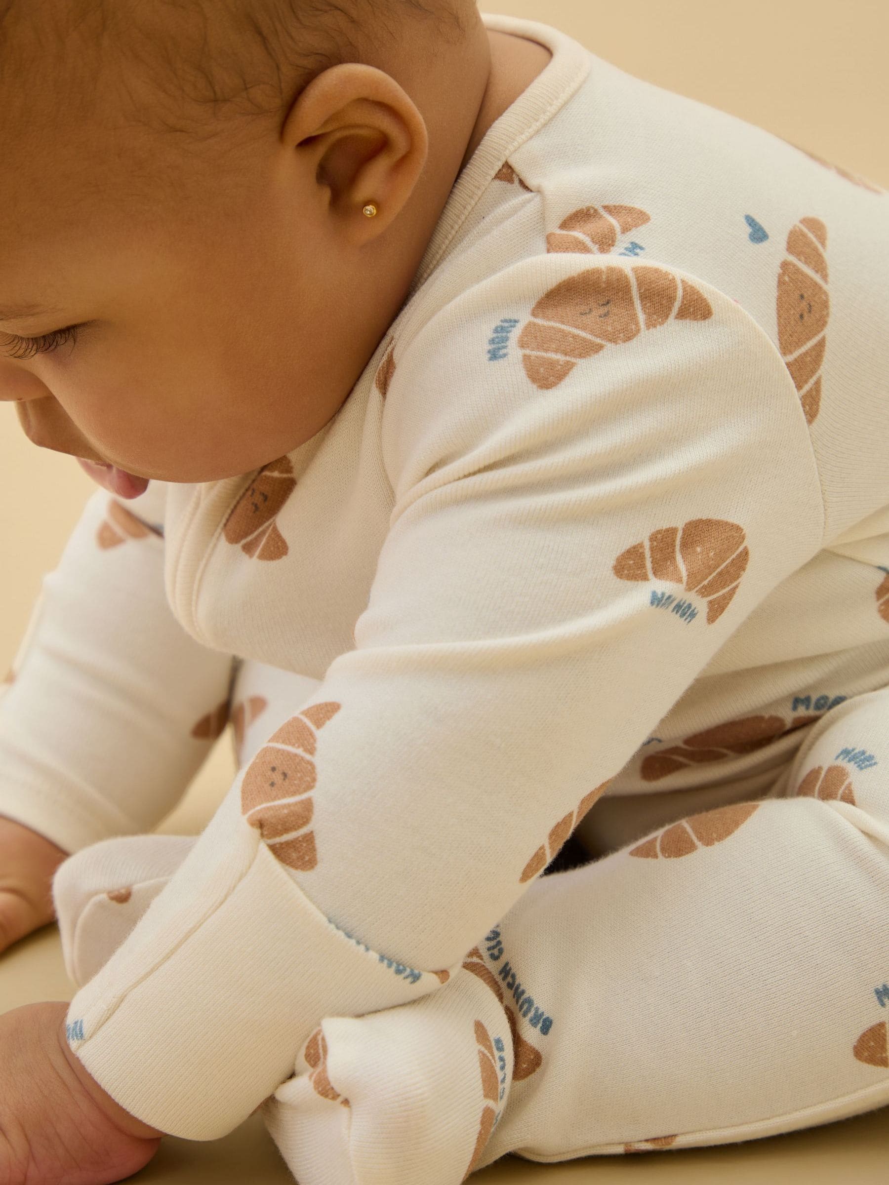 MORI Cream Brunch Club Supersoft Two Way Zip Up Sleepsuit image 3