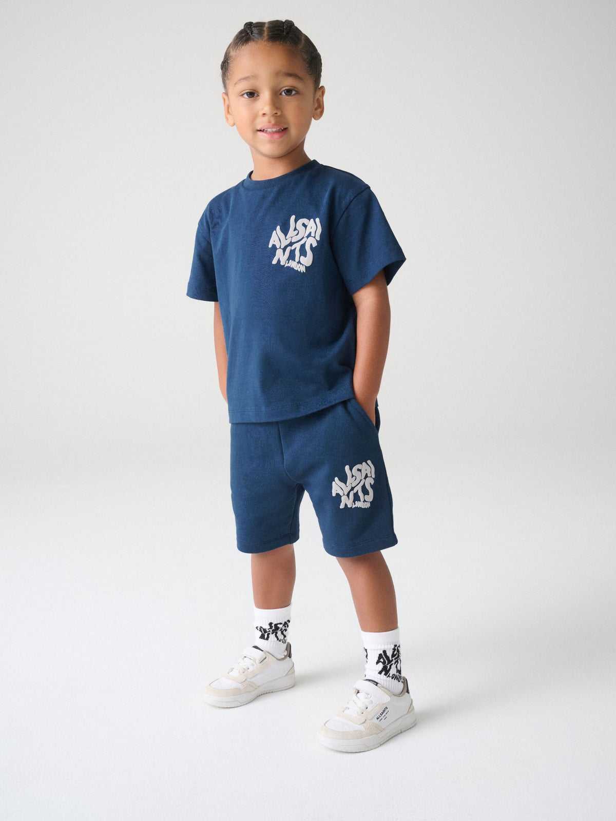 Dsiney Kidz - smALLSAINTS Navy Orlando T-Shirt and Shorts Younger Set image 3