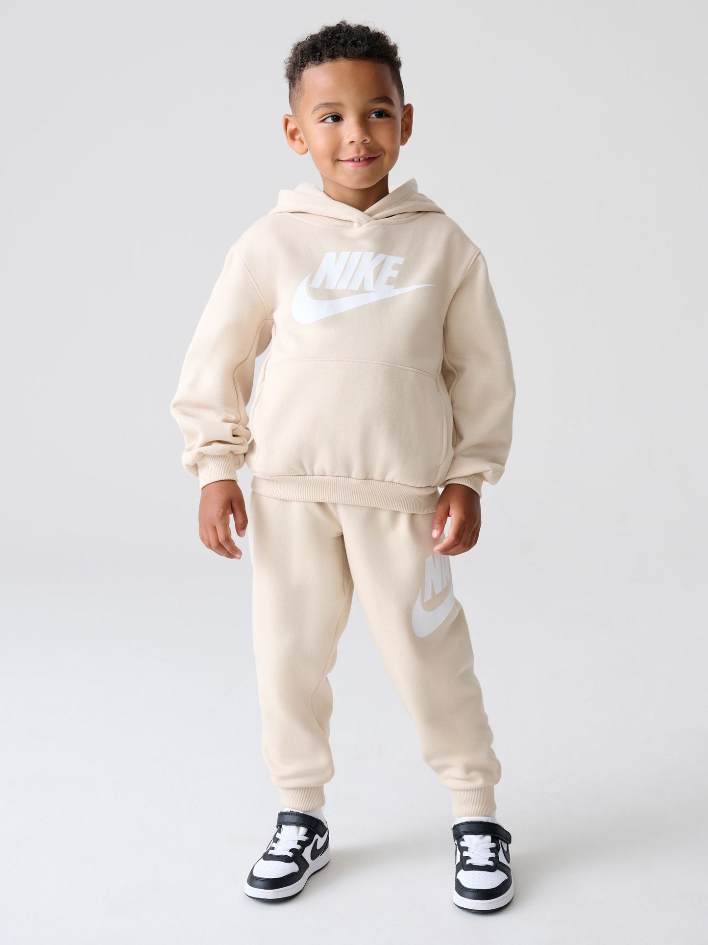 Dsiney Kidz - Nike Cream Little Kids Club Fleece Tracksuit Set image 1