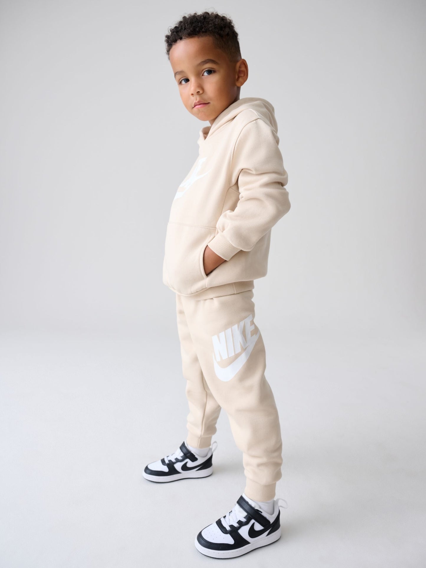 Dsiney Kidz - Nike Cream Little Kids Club Fleece Tracksuit Set image 2
