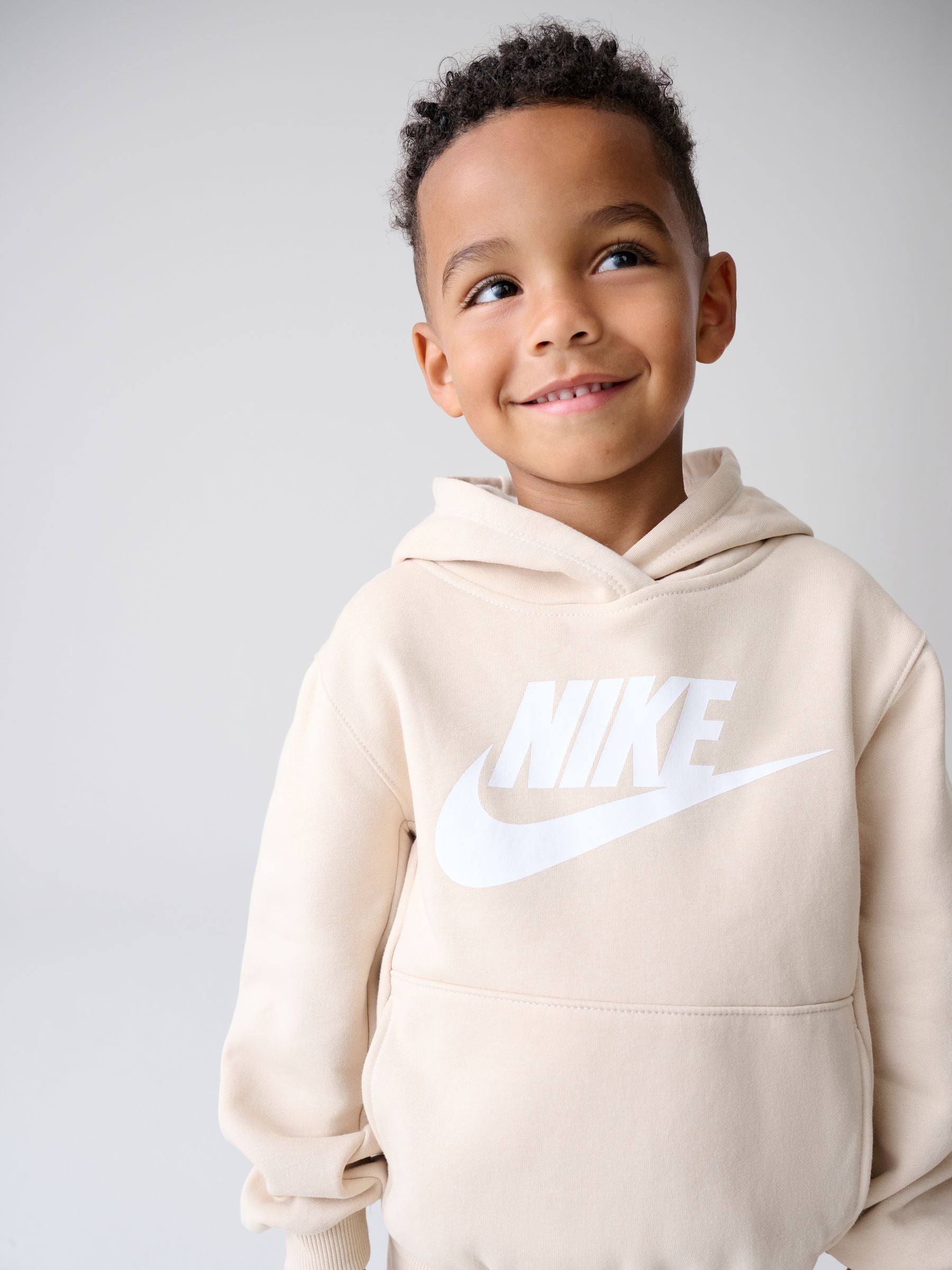 Dsiney Kidz - Nike Cream Little Kids Club Fleece Tracksuit Set image 3