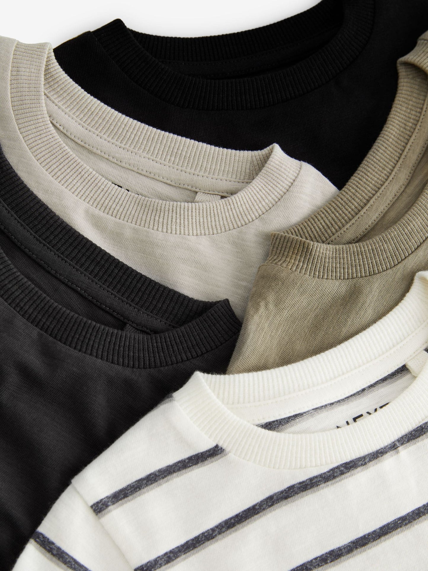 Black/White Plain Long Sleeve T-Shirts 5 Pack (3mths-7yrs) image 3