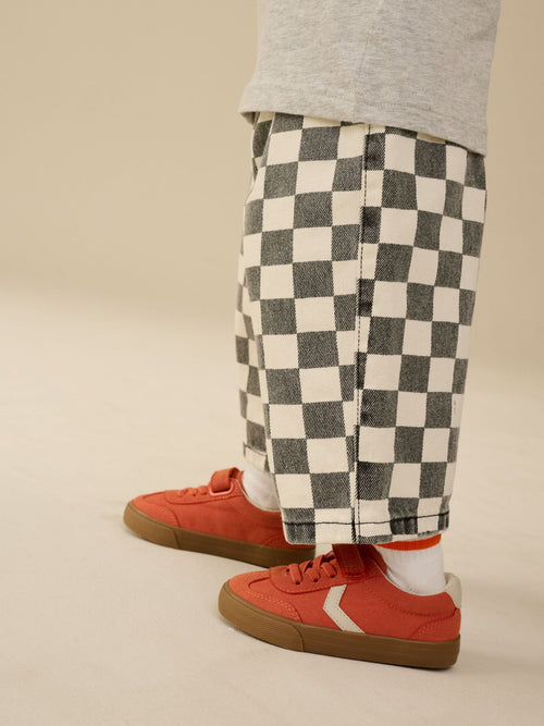 Red Standard Fit (F) Touch Fastening Elastic Lace Trainers image 1