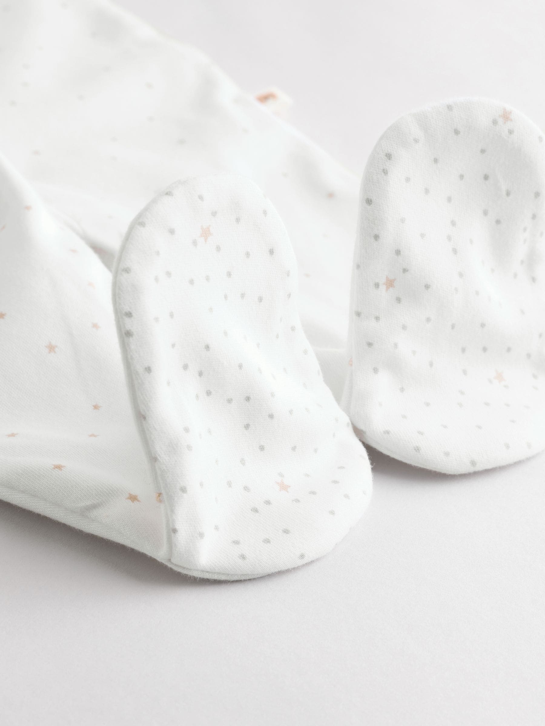 White Sleepsuits 3 Pack (0-2yrs) image 3