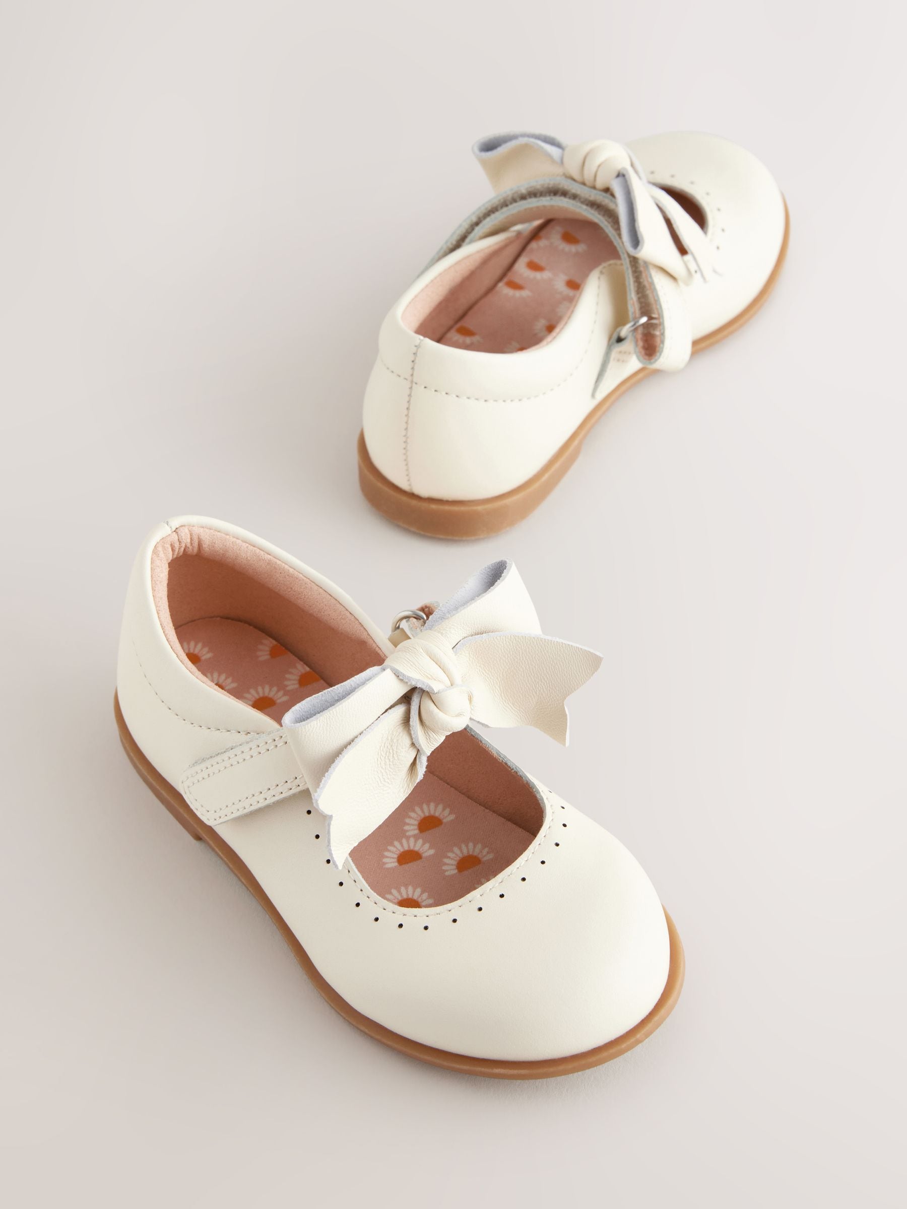 White Bow Leather Touch Fastening Shoes image 1