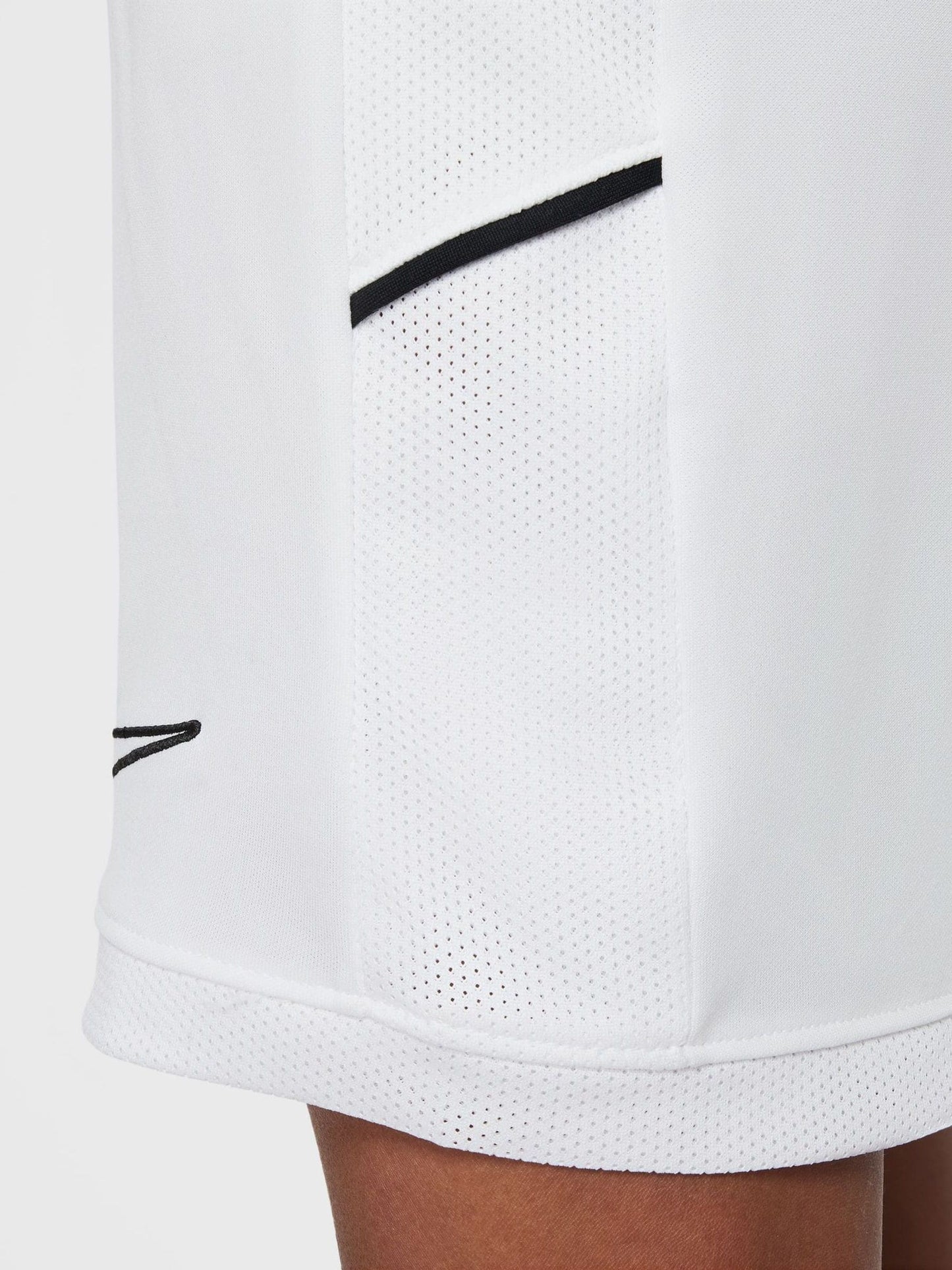Dsiney Kidz - Nike White Dri-FIT Academy 25 Shorts image 5
