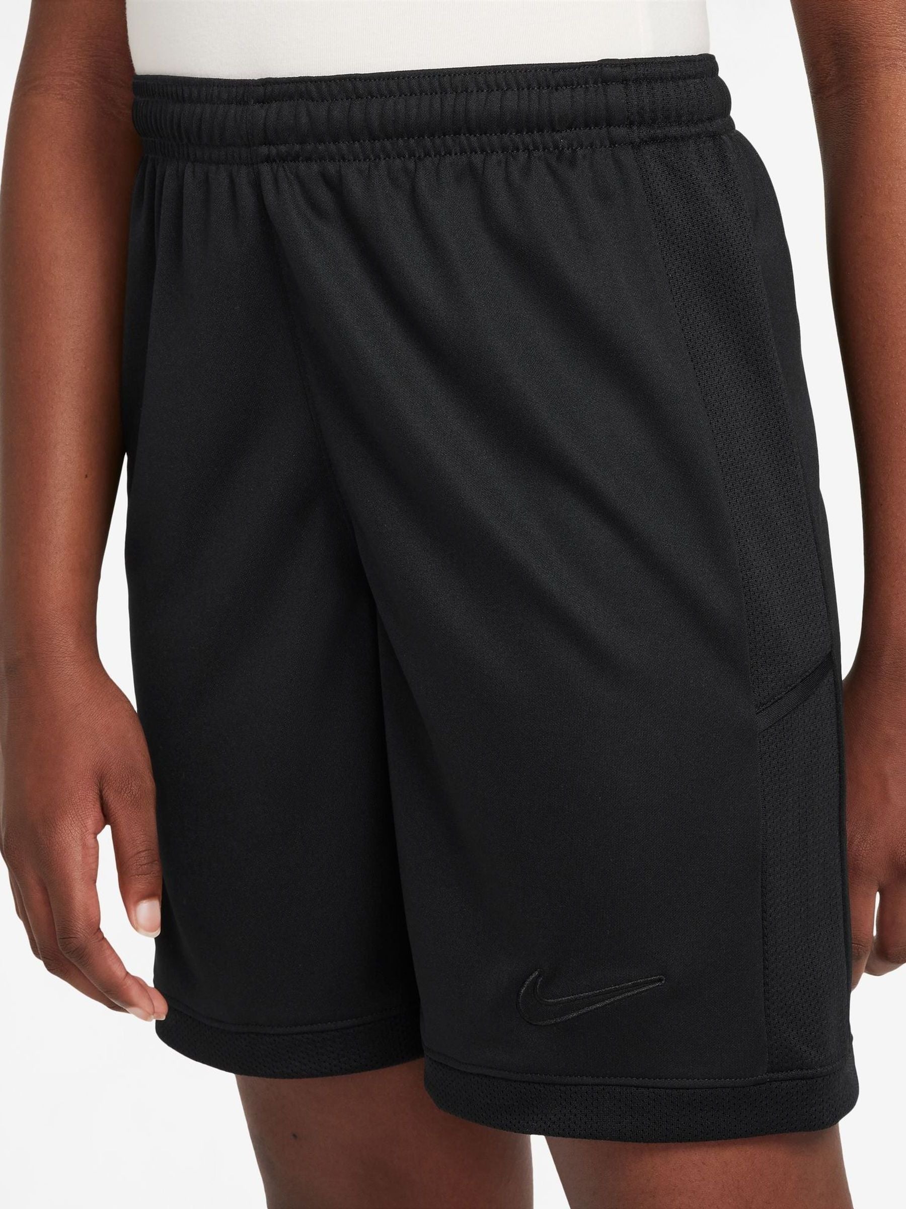 Dsiney Kidz - Nike Black Dri-FIT Academy 25 Shorts image 3