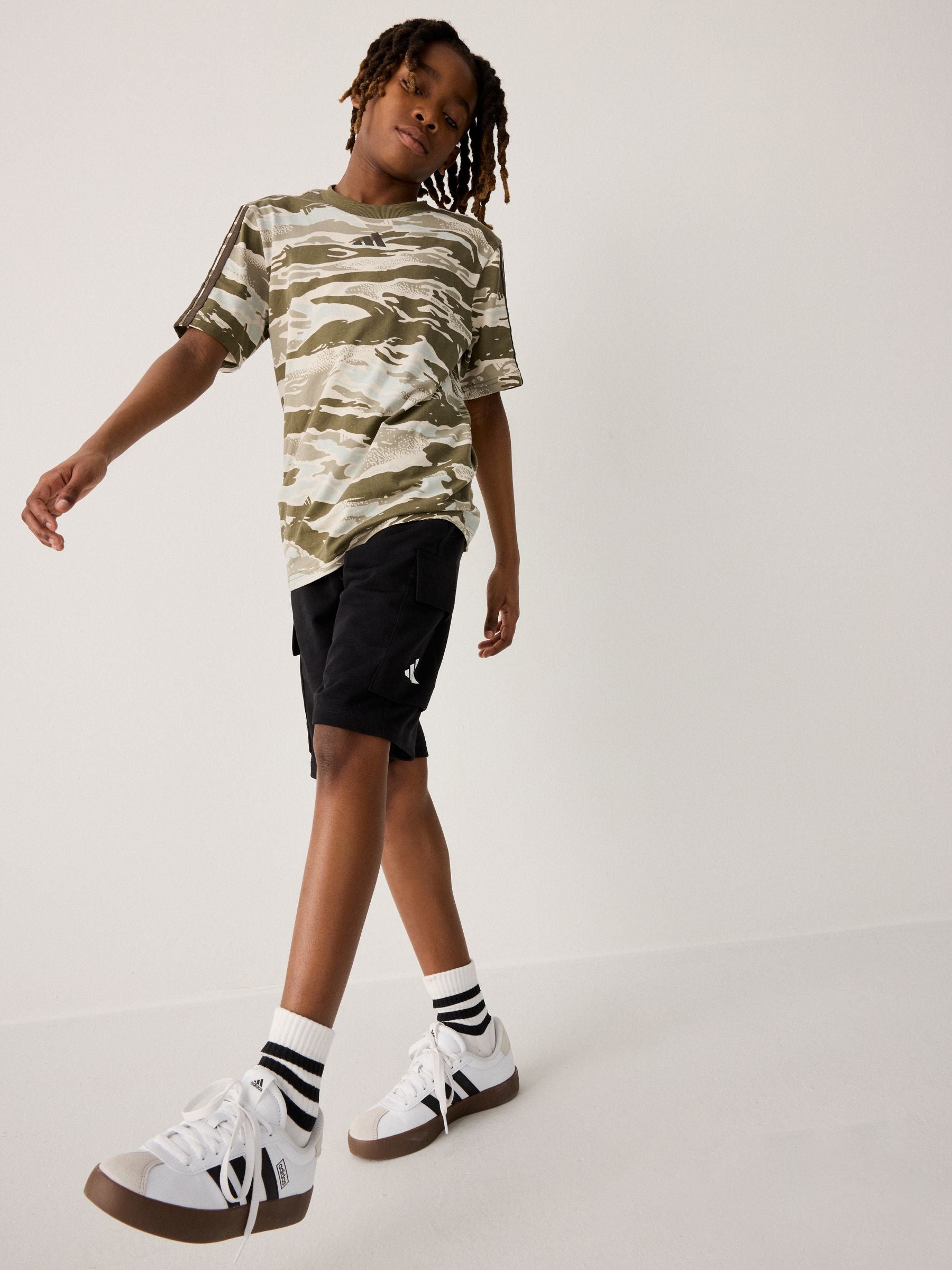 Dsiney Kidz - adidas Black Essentials Kids Cargo Shorts image 3