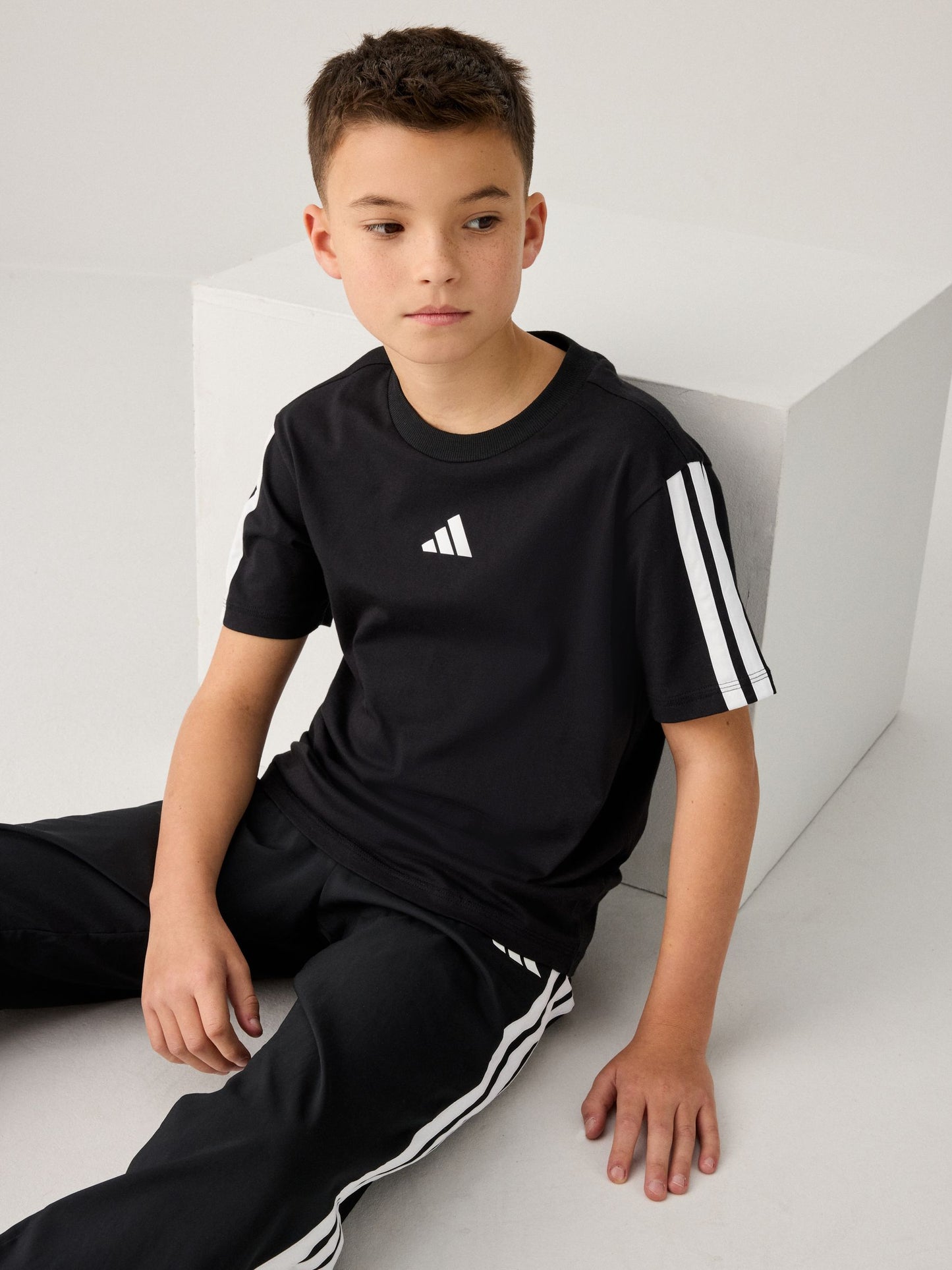 Dsiney Kidz - adidas Black Essentials Kids T-Shirt image 4