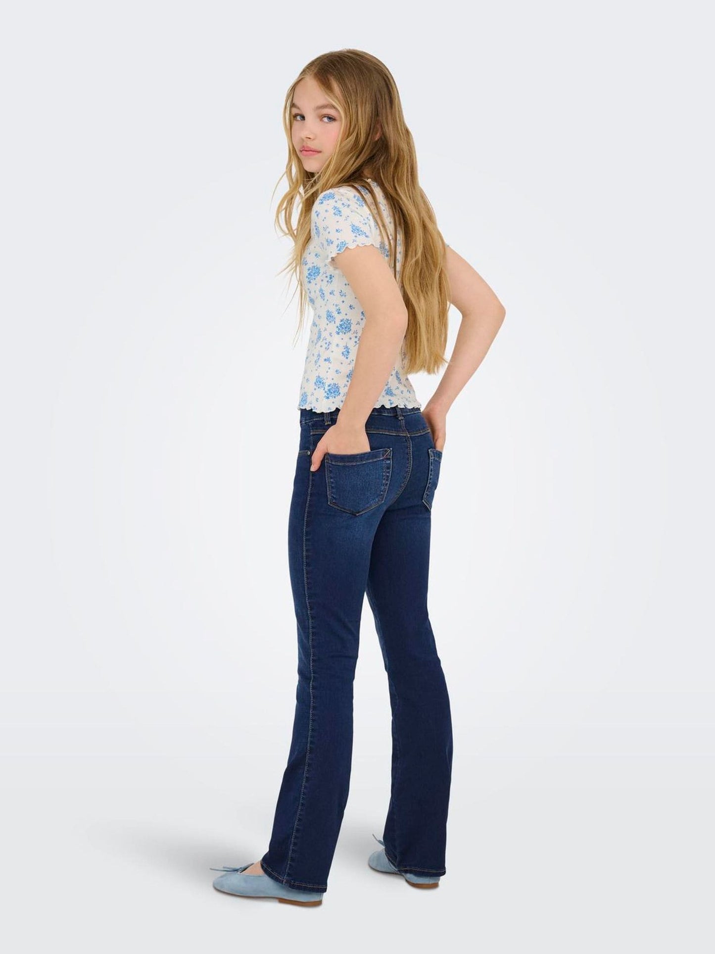 Dsiney Kidz - ONLY KIDS Blue Regular Waist Flared Jeans With Stretch image 3
