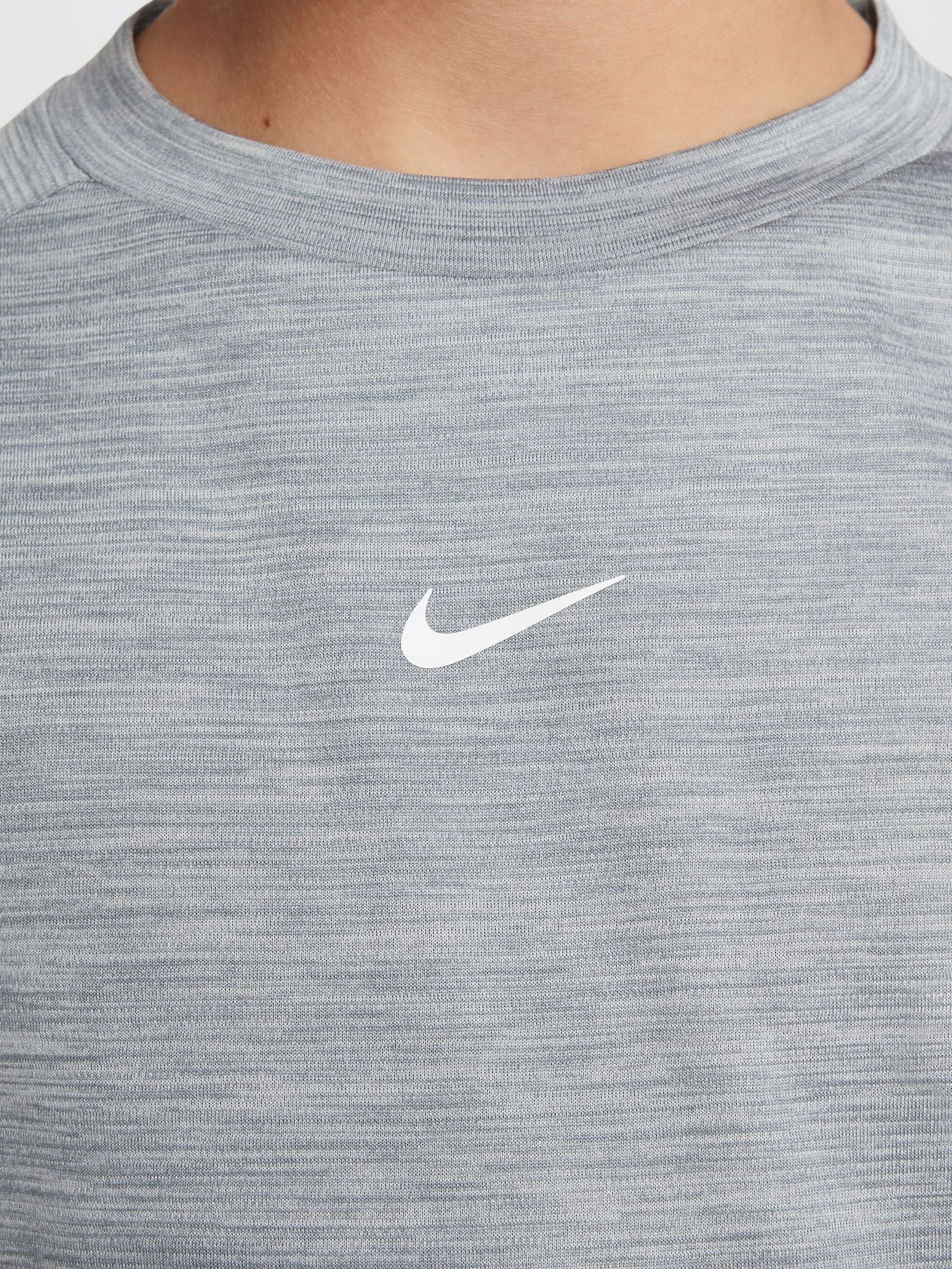 Dsiney Kidz - Nike Smoke Grey Dri-FIT Short Sleeve T-Shirt image 5