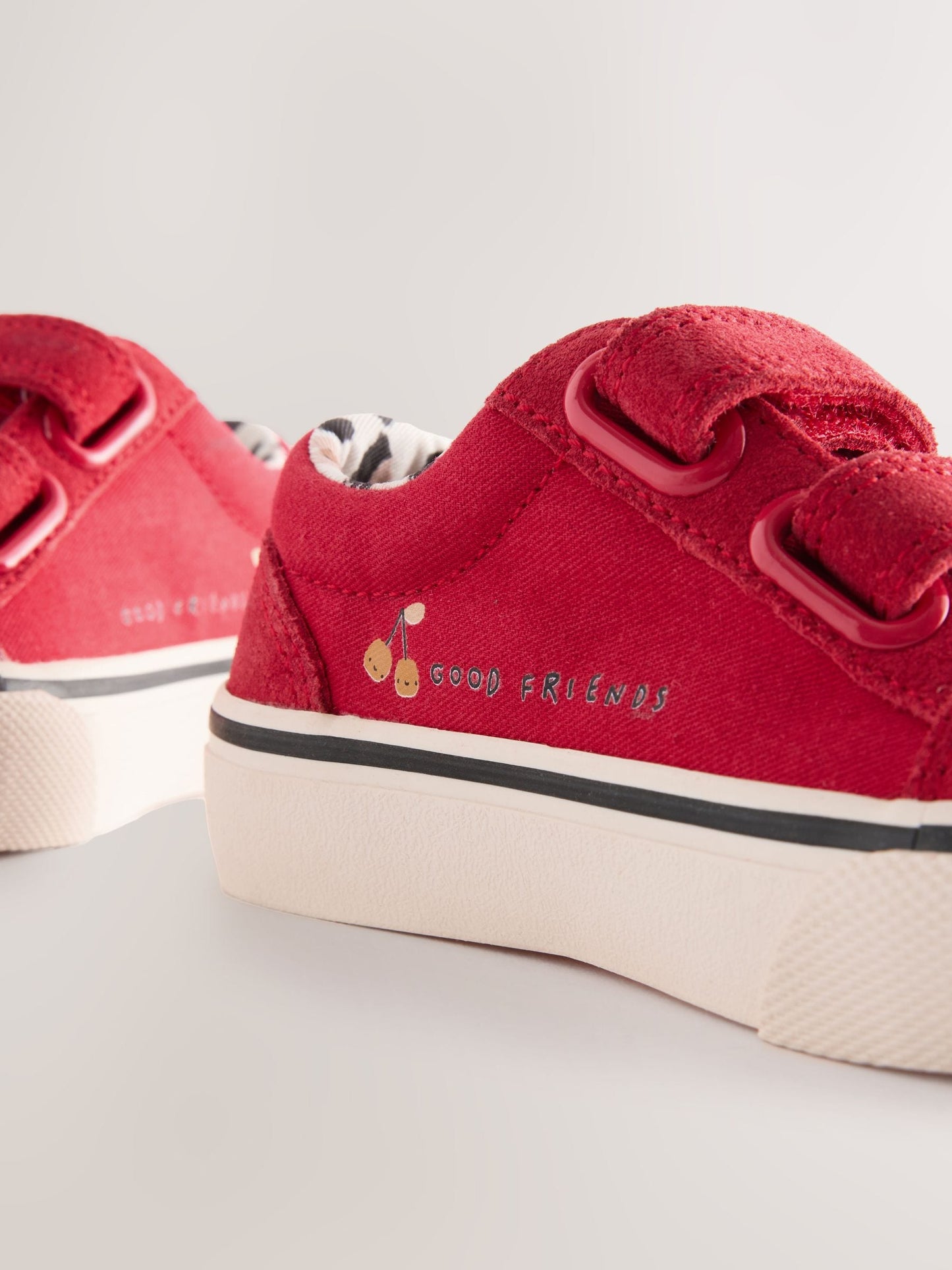 Red Standard Fit (F) Touch Fastening Trainers image 4