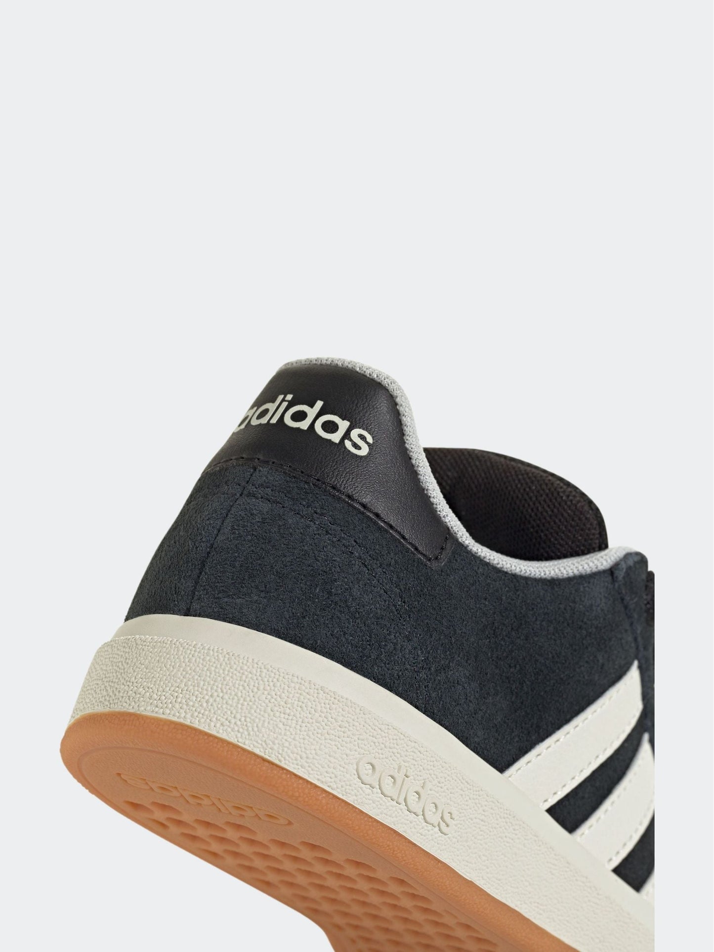 adidas Black Grand Court 00s Suede Lace Kids Trainers image 16
