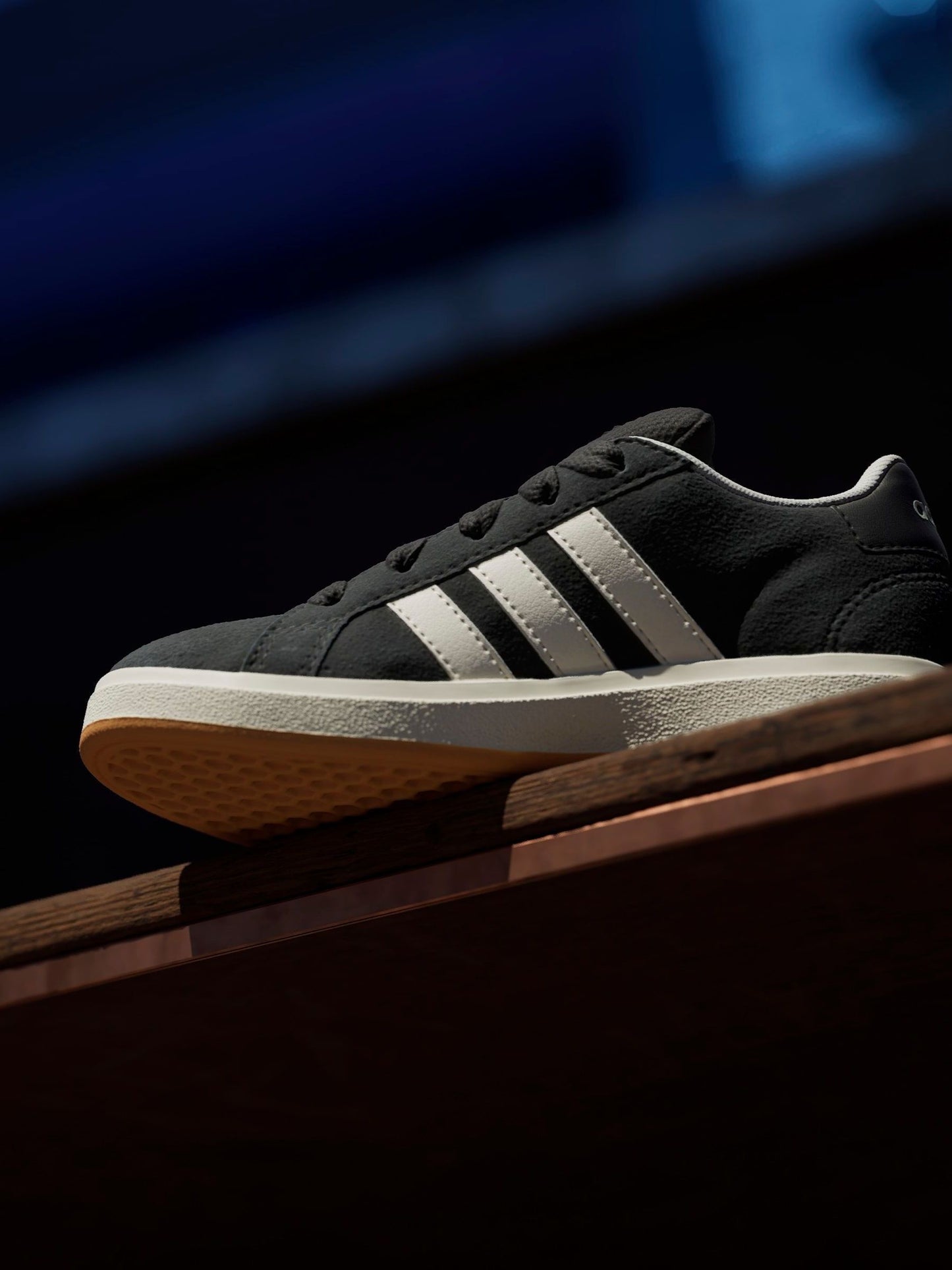 adidas Black Grand Court 00s Suede Lace Kids Trainers image 7