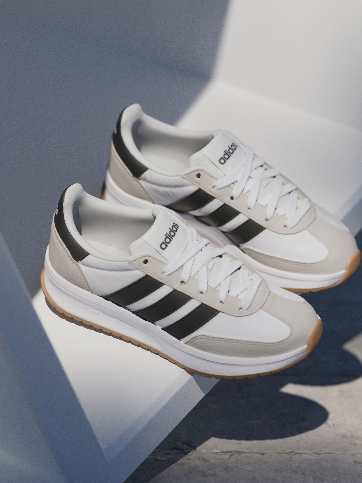 adidas White/Black/Grey Run 70s 2.0 Lace Junior Trainers image 5