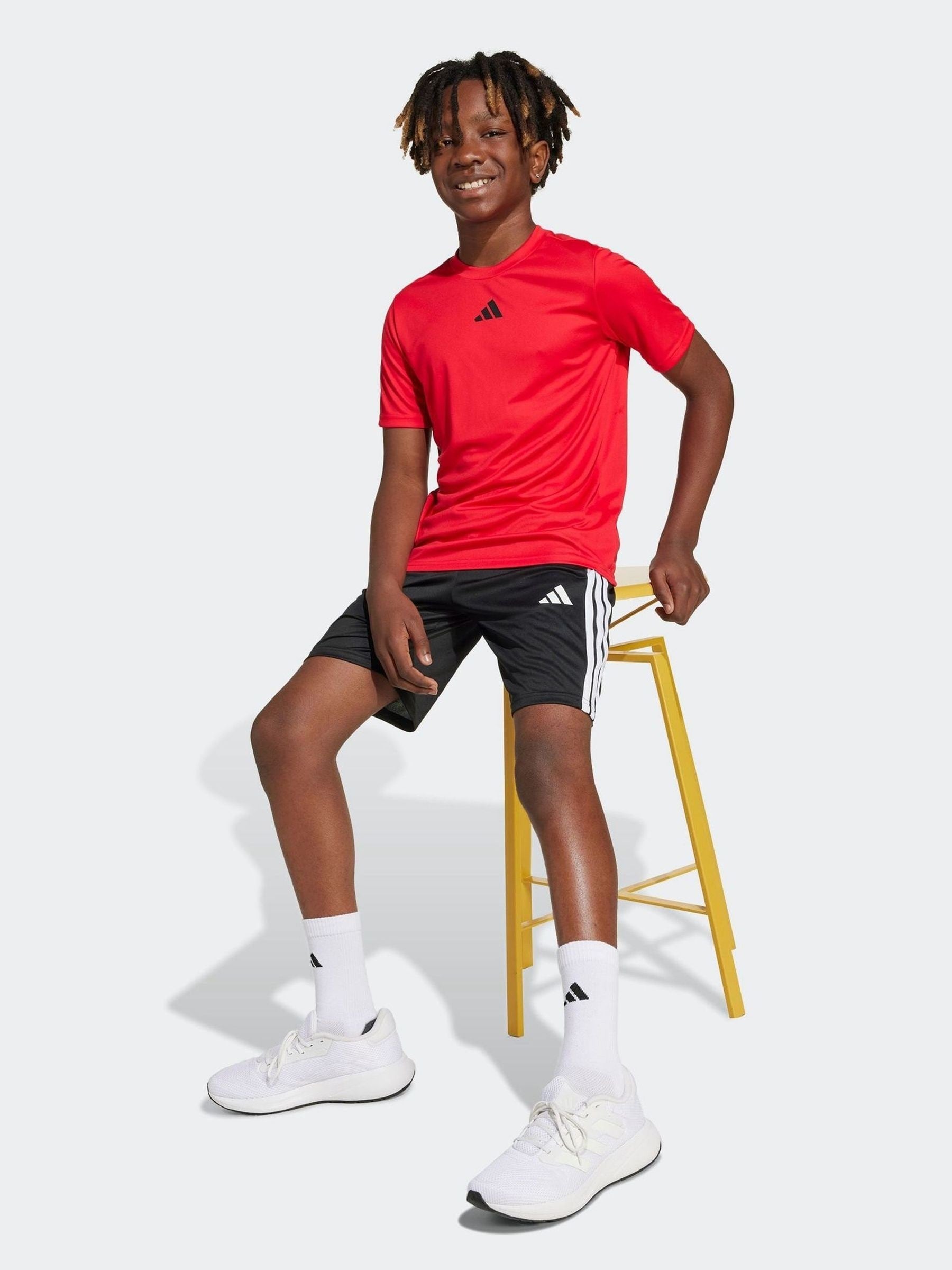 Dsiney Kidz - adidas Red Train Essentials 3-Stripes Kids T-Shirt & Shorts Set image 3