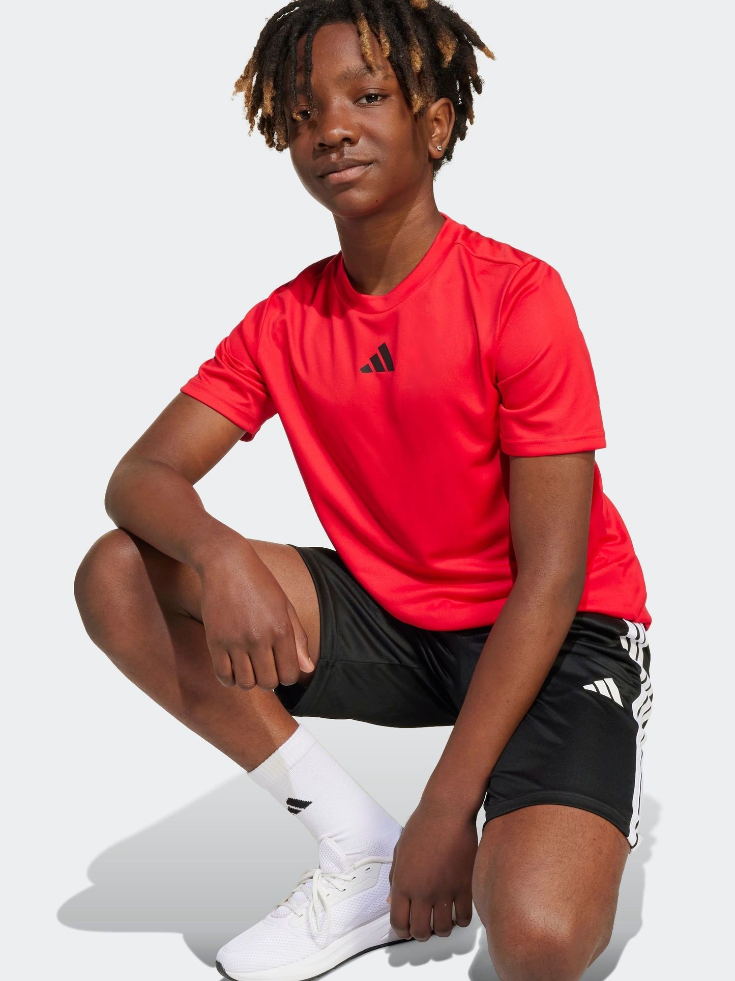 Dsiney Kidz - adidas Red Train Essentials 3-Stripes Kids T-Shirt & Shorts Set image 4