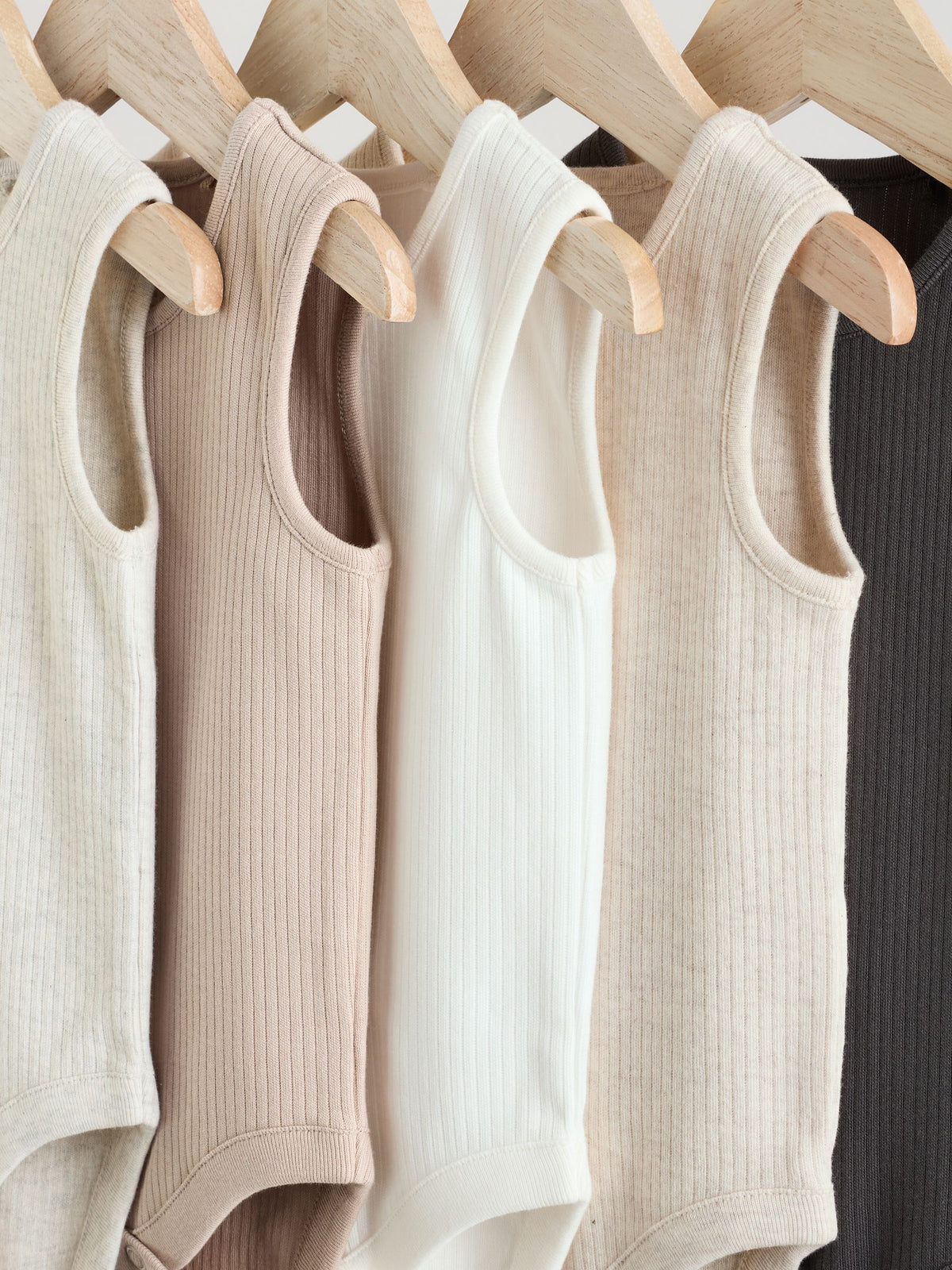 Dsiney Kidz - Neutral Baby Vest Bodysuits 5 Pack image 9