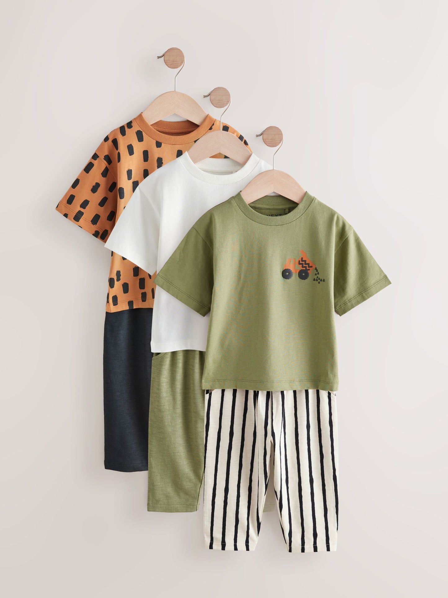 Khaki/Green Short Sleeve T-Shirts & Joggers Set 3 Pack (3mths-7yrs) image 3